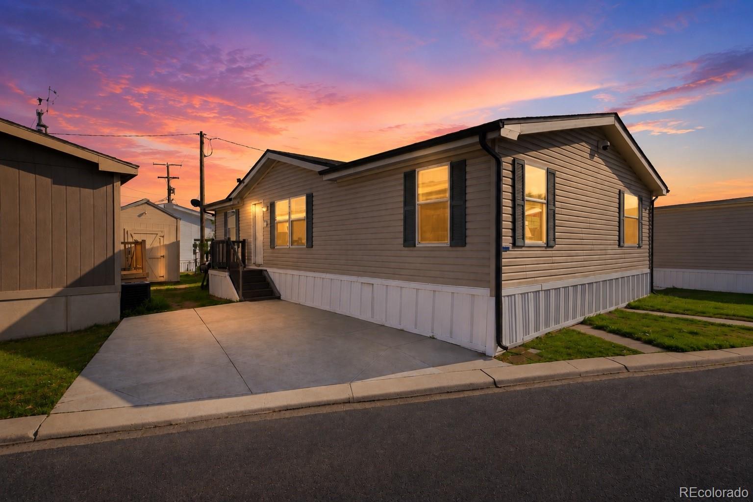 Photo 16 of Manufactured home for sale at 5305 Sheridan Blvd, Arvada, CO 80002 | MLS# 8661895 | Listing updated on 2026-09-02