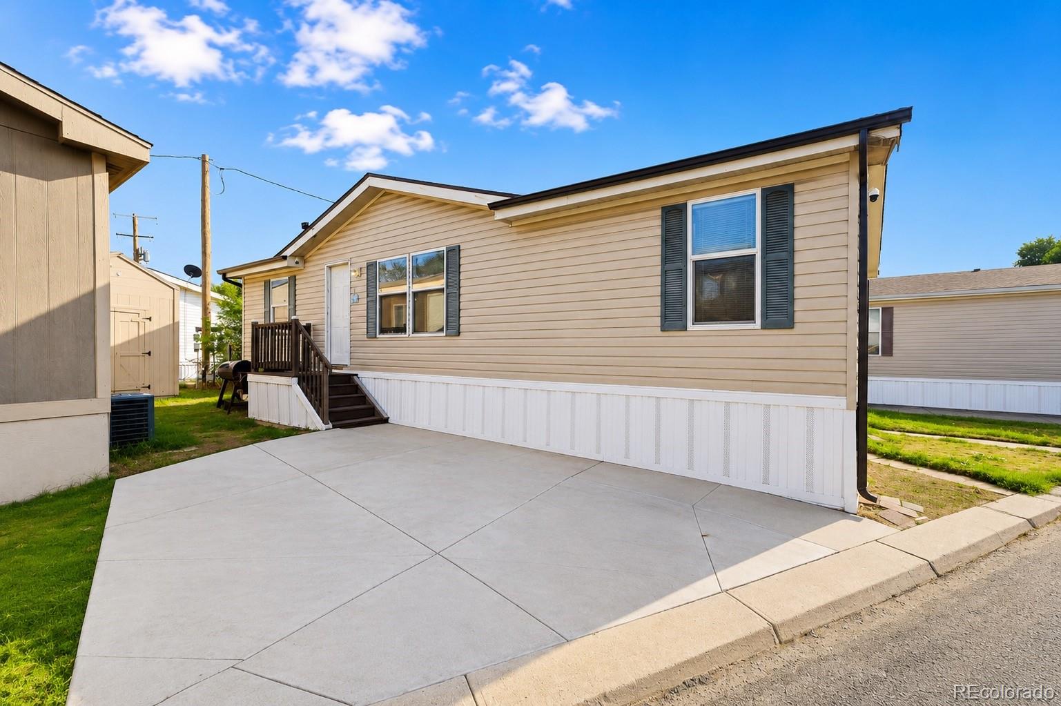 Photo 2 of Manufactured home for sale at 5305 Sheridan Blvd, Arvada, CO 80002 | MLS# 8661895 | Listing updated on 2026-09-02