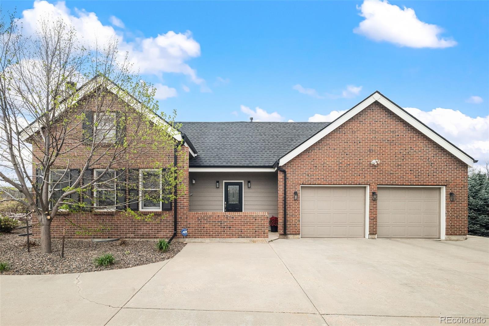 Photo 1 of Single family home for sale at 6691 S Abilene Way, Centennial, CO 80111 | MLS# 5351327 | Listing updated on 2026-09-02