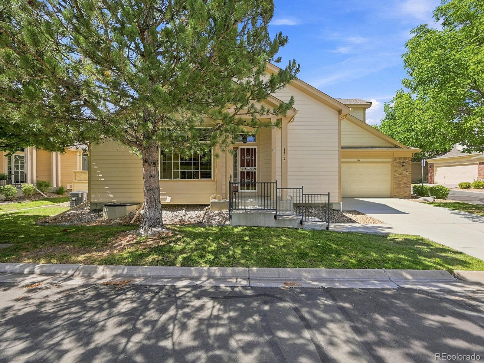 Photo 3 of Townhouse for sale at 3169 S Indiana St, Lakewood, CO 80228 | MLS# 4848865 | Listing updated on 2026-09-02