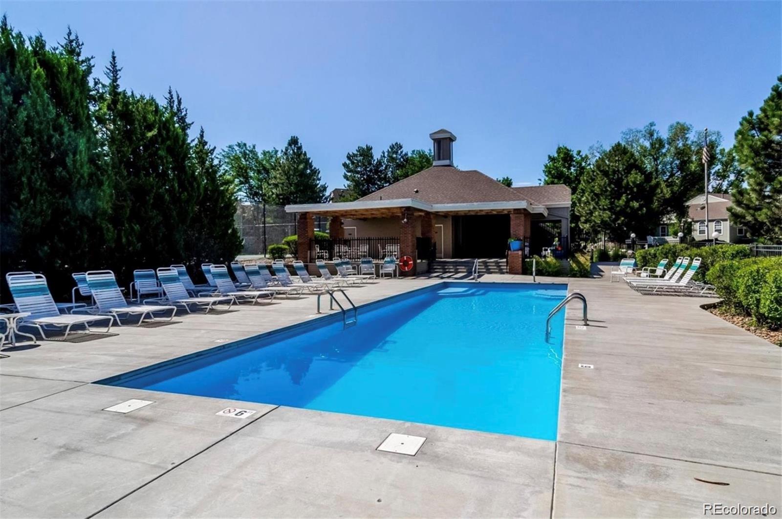 Listing Photo 2 - Condo for sale in building located at 5868 W Asbury Pl, Lakewood, CO 80227 - Unit #