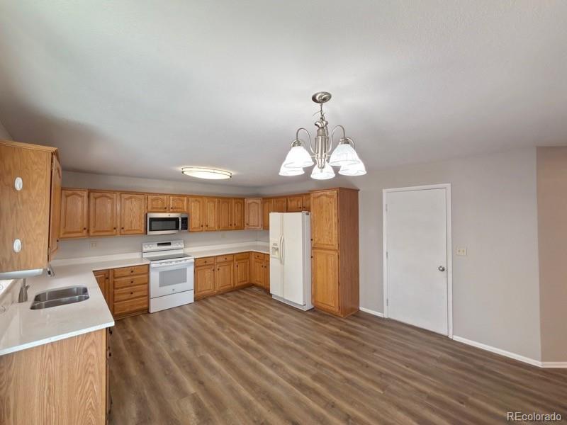 Photo 4 of Single family home for sale at 8905 S Brentwood Street, Littleton, CO 80128 | MLS# 8353302 | Listing updated on 2026-09-03