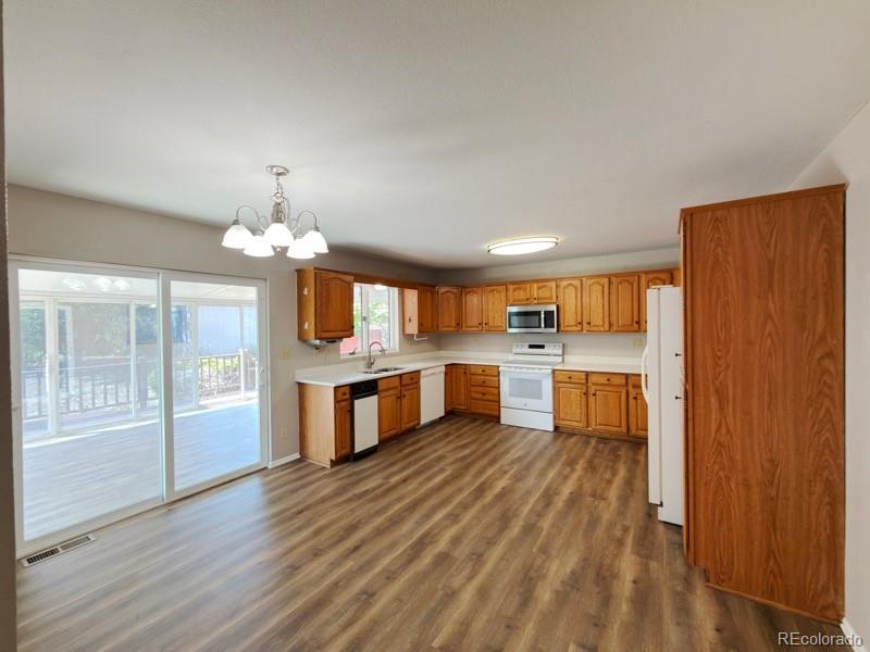 Photo 3 of Single family home for sale at 8905 S Brentwood Street, Littleton, CO 80128 | MLS# 8353302 | Listing updated on 2026-09-03