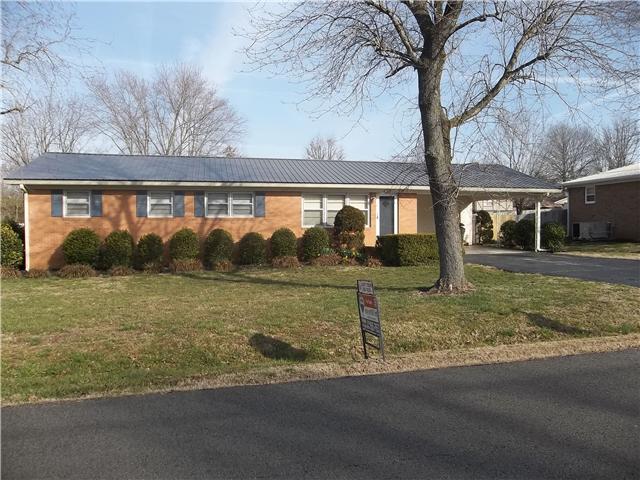 Homes for sale in Hopkinsville, KY | 135 Donna Dr, Hopkinsville, KY 42240 | MLS# 1434379