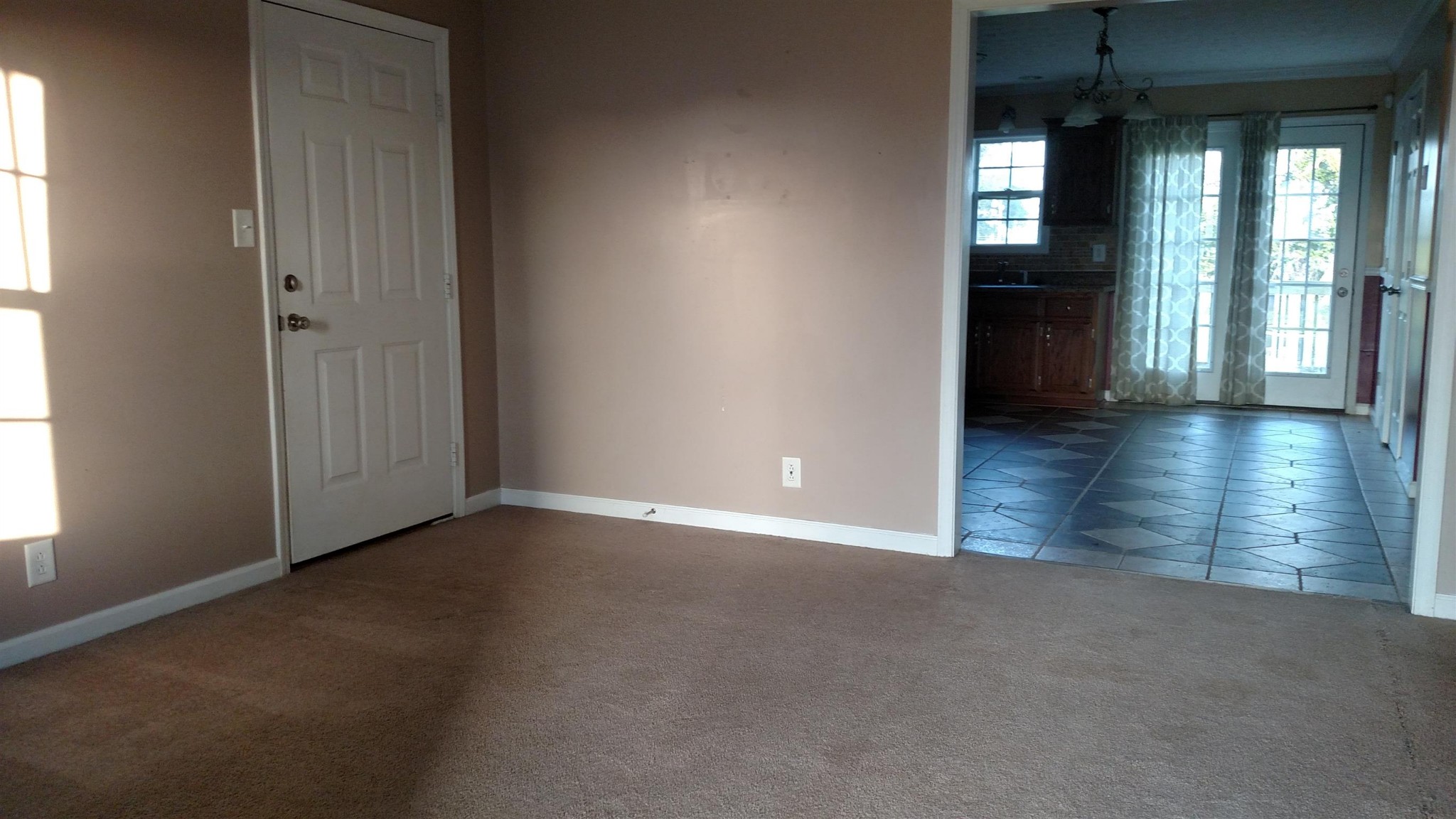 Homes for sale in Oak Grove, KY | 602 S Cavalcade Cir, Oak Grove, KY 42262 | MLS# 2352402