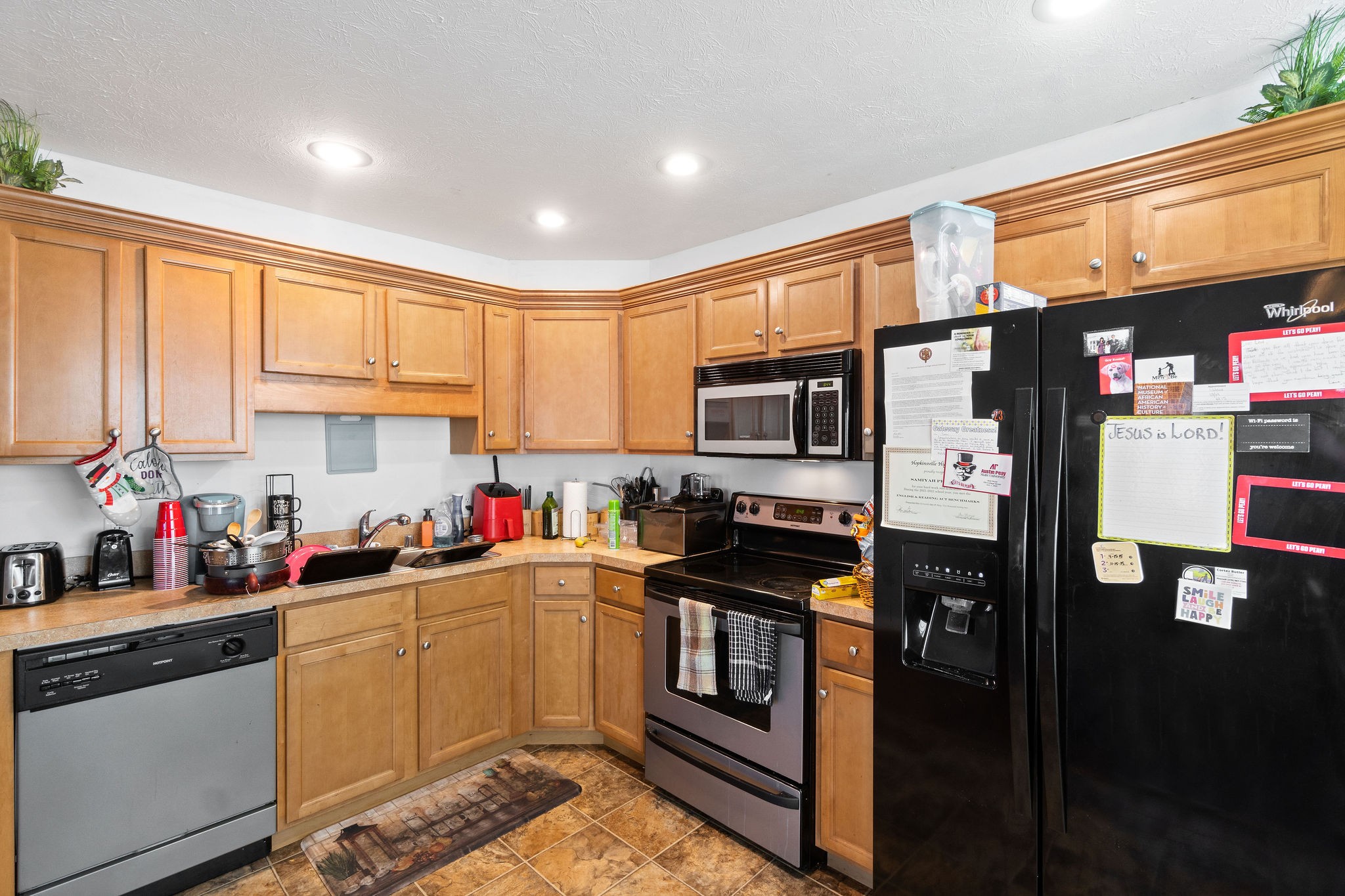 Homes for sale in Hopkinsville, KY | 511 Bridle Way, Hopkinsville, KY 42240 | MLS# 2458246