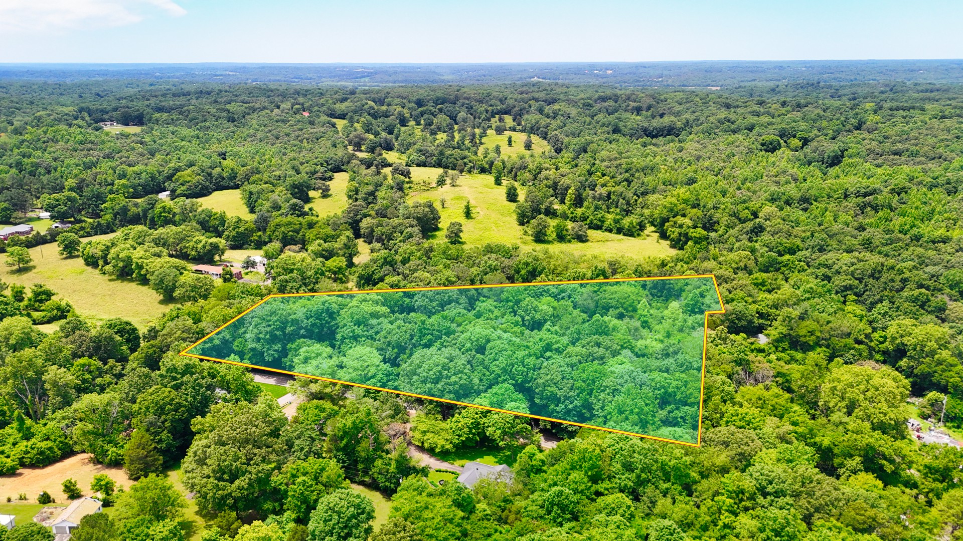 Homes for sale in Clarksville, TN | 1 Dean Rd, Clarksville, TN 37040 | MLS# 2653626