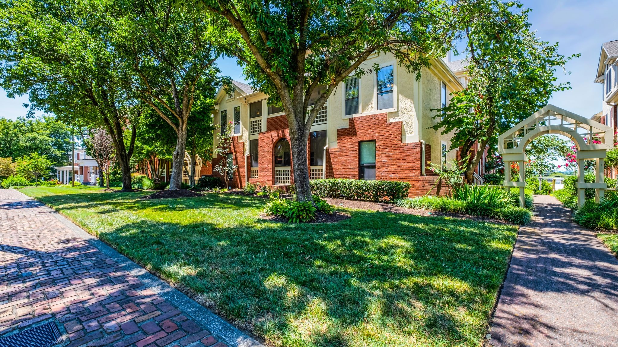 Homes for sale in Nashville, TN | 937 Russell St #8, Nashville, TN 37206 | MLS# 2676332
