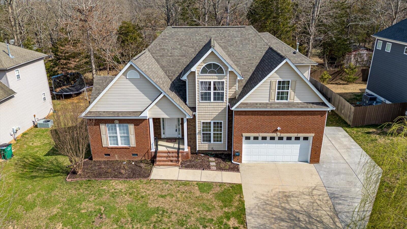 Homes for sale in Ooltewah, TN | 7087 Neville Dr, Ooltewah, TN 37363 | MLS# 2804786