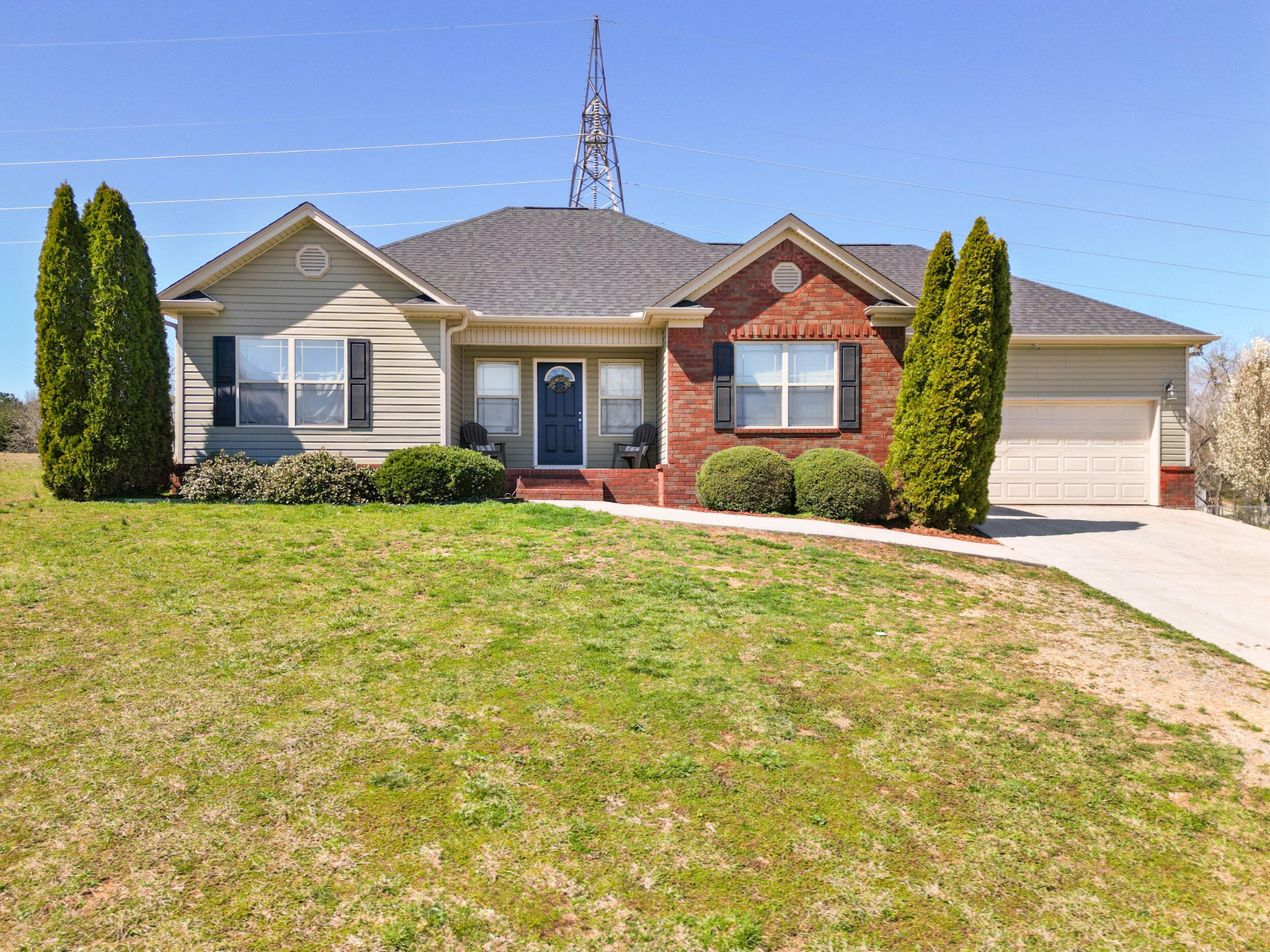 Homes for sale in Ooltewah, TN | 9998 Falcon Crest Dr, Ooltewah, TN 37363 | MLS# 2824301