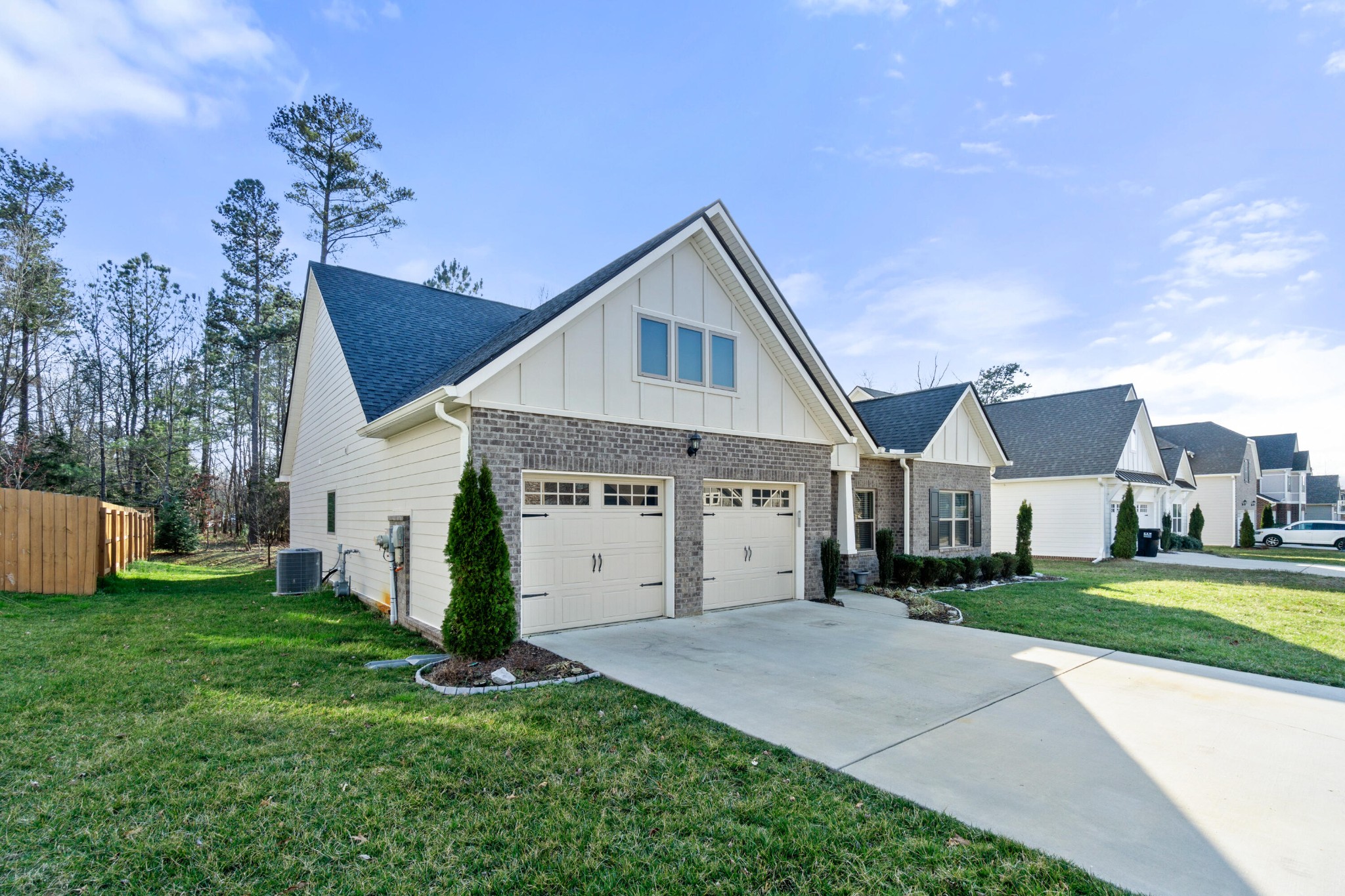 Homes for sale in Ooltewah, TN | 6529 Satjanon Dr, Ooltewah, TN 37363 | MLS# 2817167