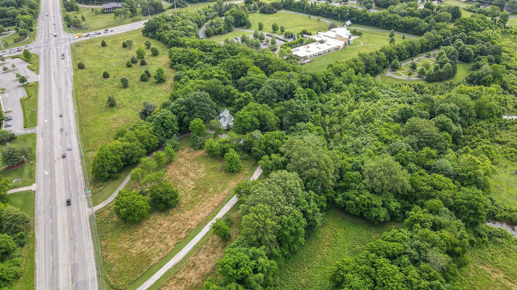 Homes for sale in Brentwood, TN | 3088 Hillsboro Rd, Brentwood, TN 37027 | MLS# 2819037
