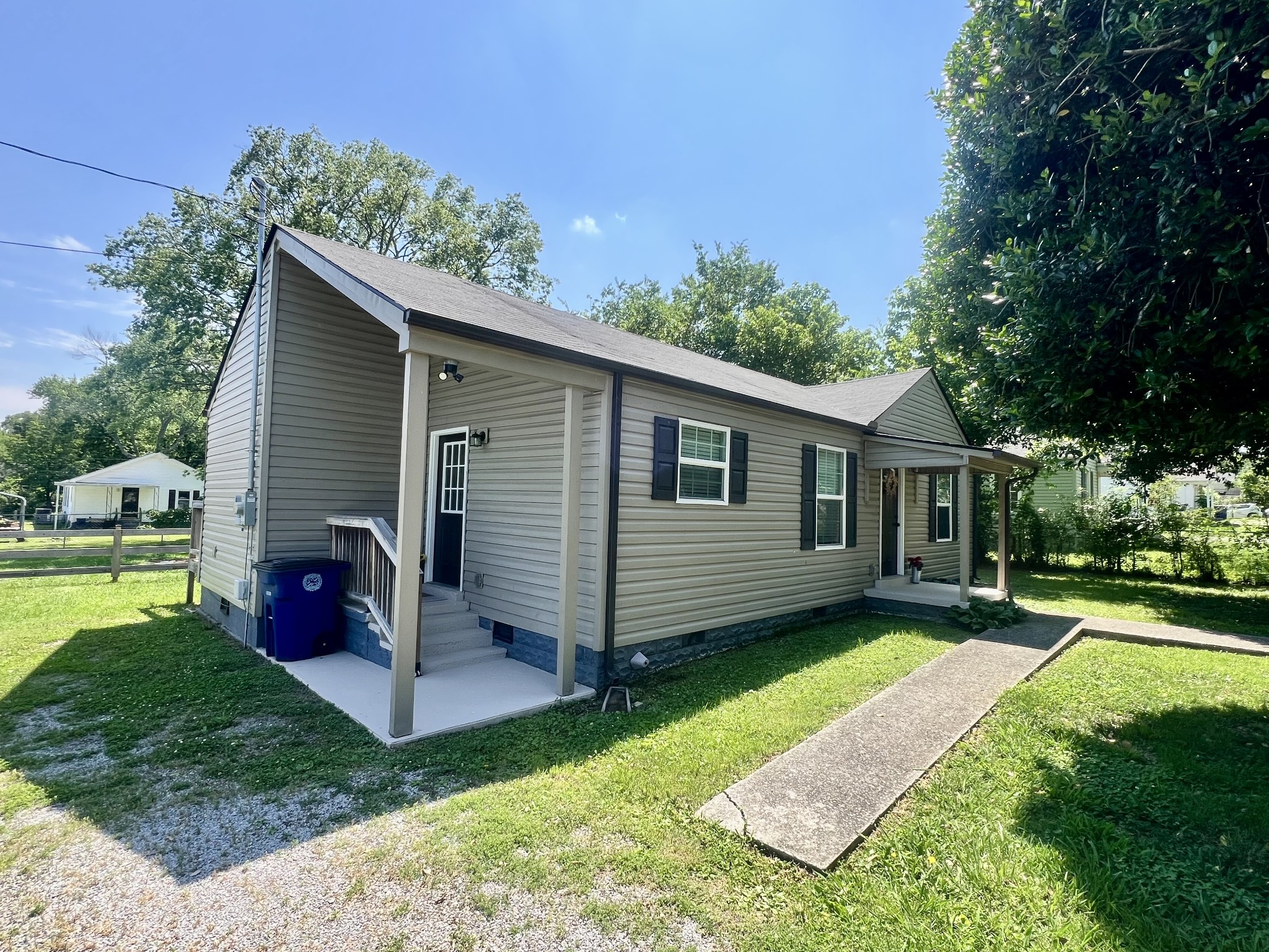 Homes for sale in Shelbyville, TN | 202 Maplewood Dr, Shelbyville, TN 37160 | MLS# 2888115