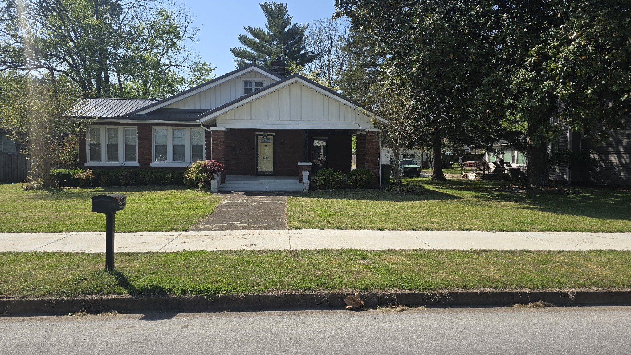 Homes for sale in Lawrenceburg, TN | 409 North Military, Lawrenceburg, TN 38464 | MLS# 2818587