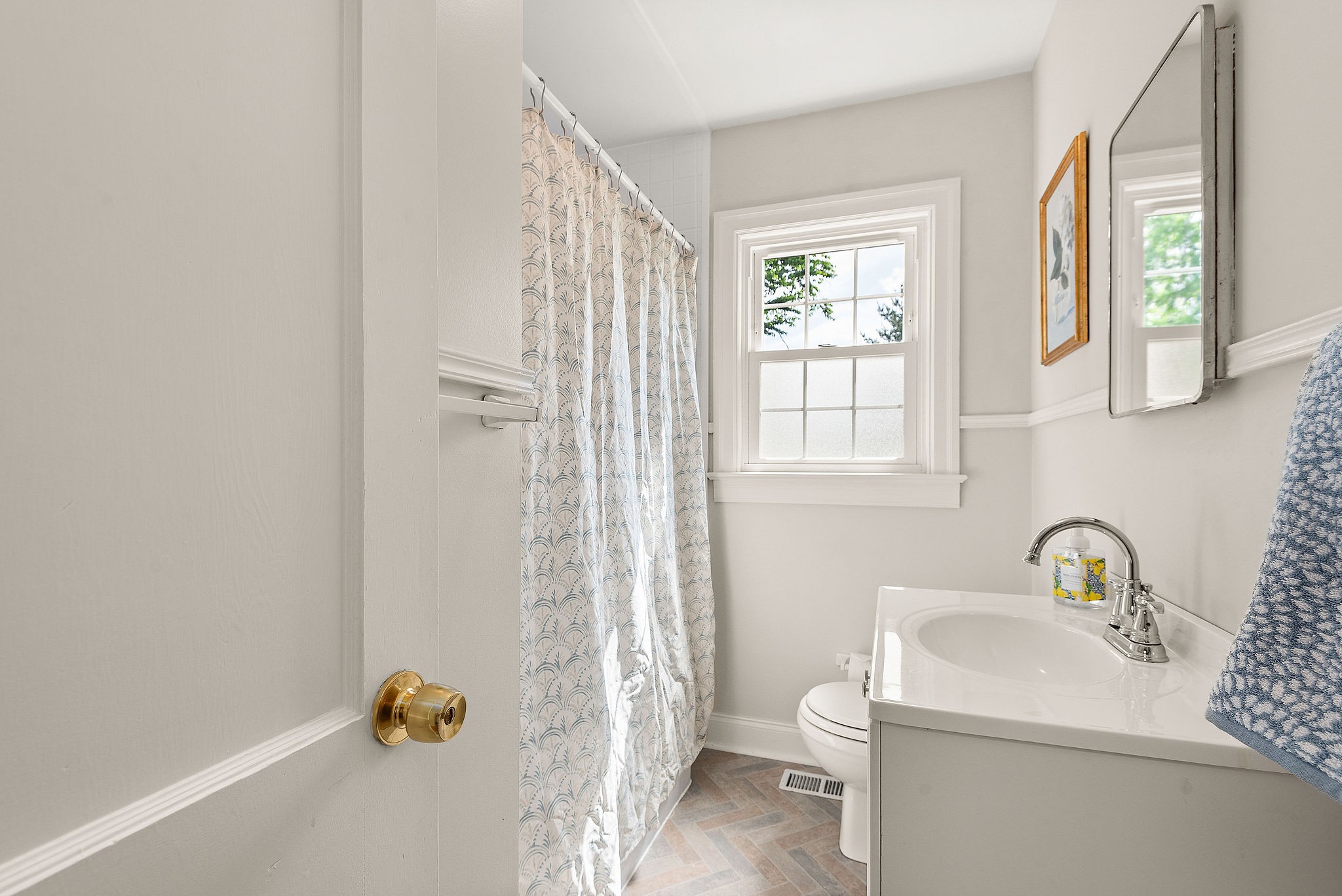 Homes for sale in Nashville, TN | 5006 Nevada Ave, Nashville, TN 37209 | MLS# 2885830