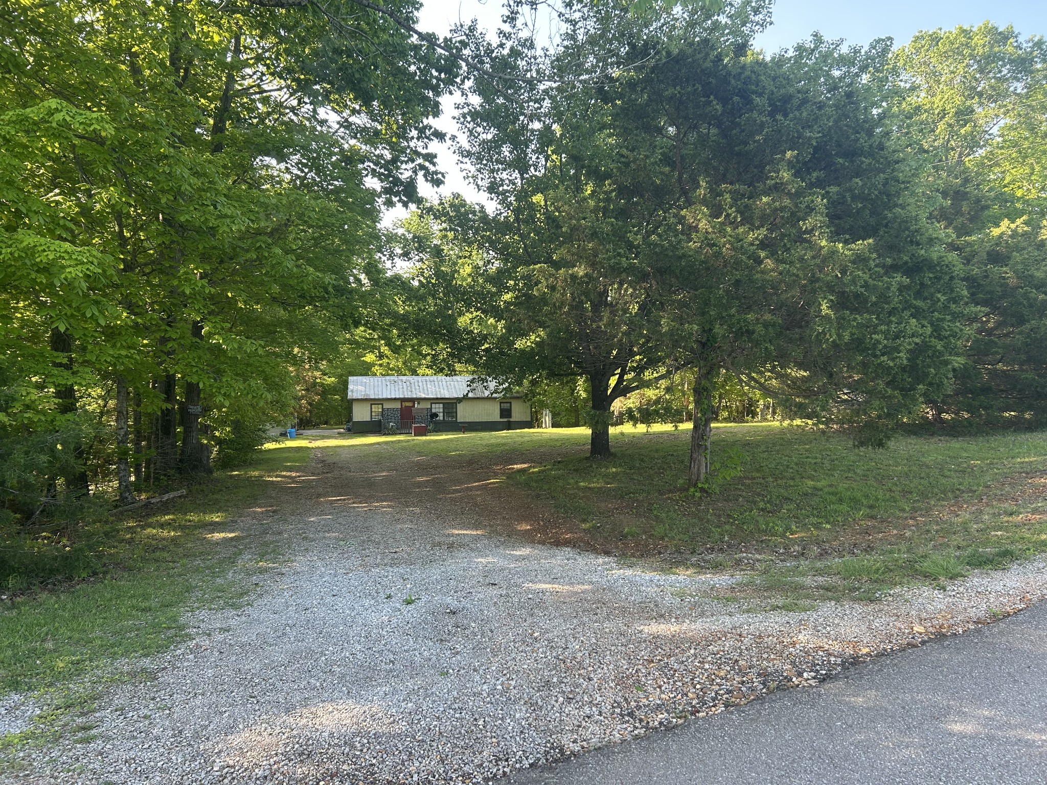 Homes for sale in Vanleer, TN | 1445 Collins Rd, Vanleer, TN 37181 | MLS# 2883380