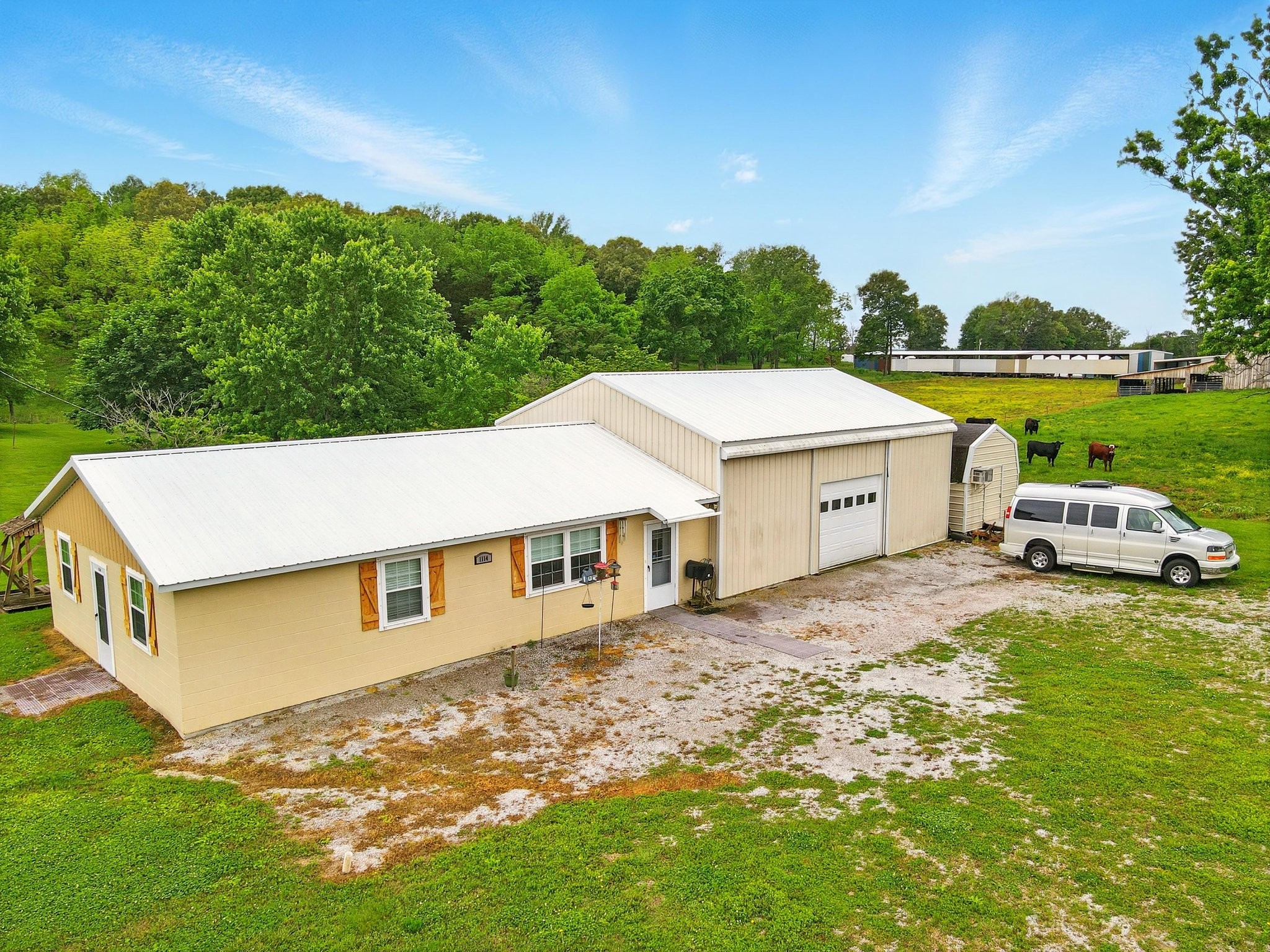 Homes for sale in Belvidere, TN | 1142 Maxwell Rd, Belvidere, TN 37306 | MLS# 2883487