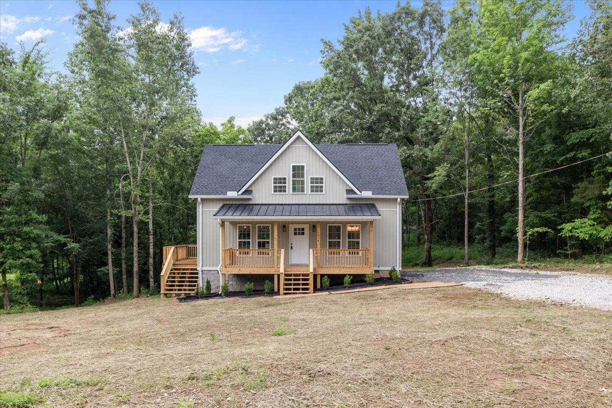 Homes for sale in Charlotte, TN | 1014 Promise Land Rd, Charlotte, TN 37036 | MLS# 2887089