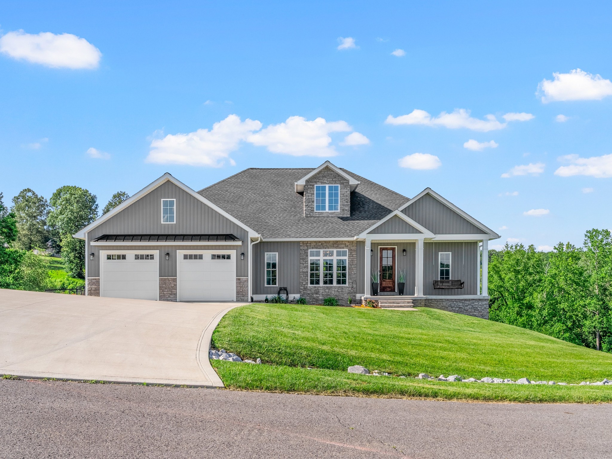 Homes for sale in Eddyville, KY | 995 Rose Ln, Eddyville, KY 42038 | MLS# 2922595