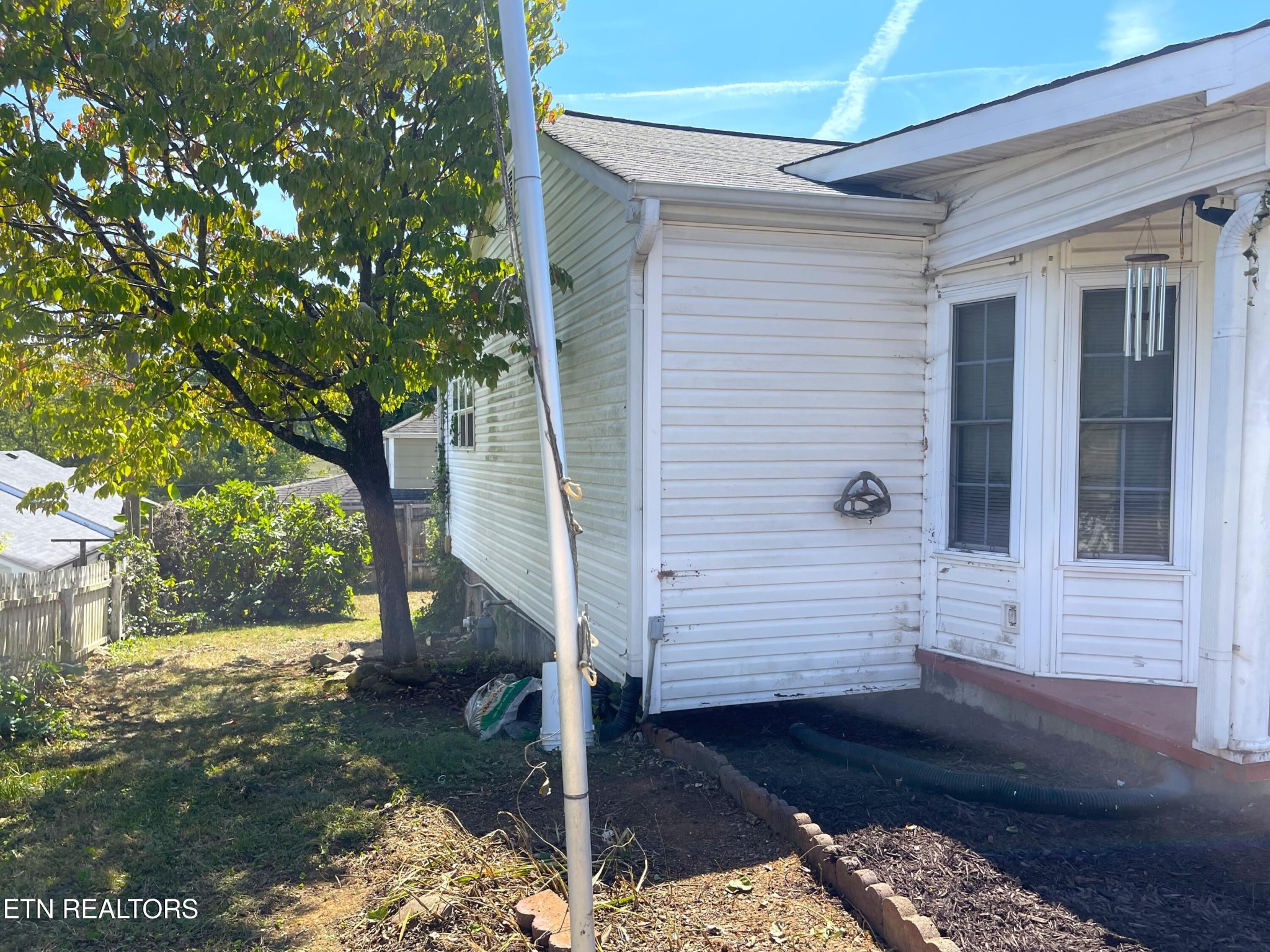 Homes for sale in Loudon, TN | 703 Church St, Loudon, TN 37774 | MLS# 2923449