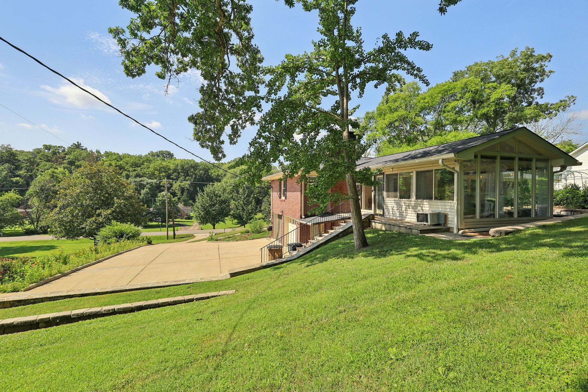 Homes for sale in Nashville, TN | 2716 Windemere Dr, Nashville, TN 37214 | MLS# 2936626