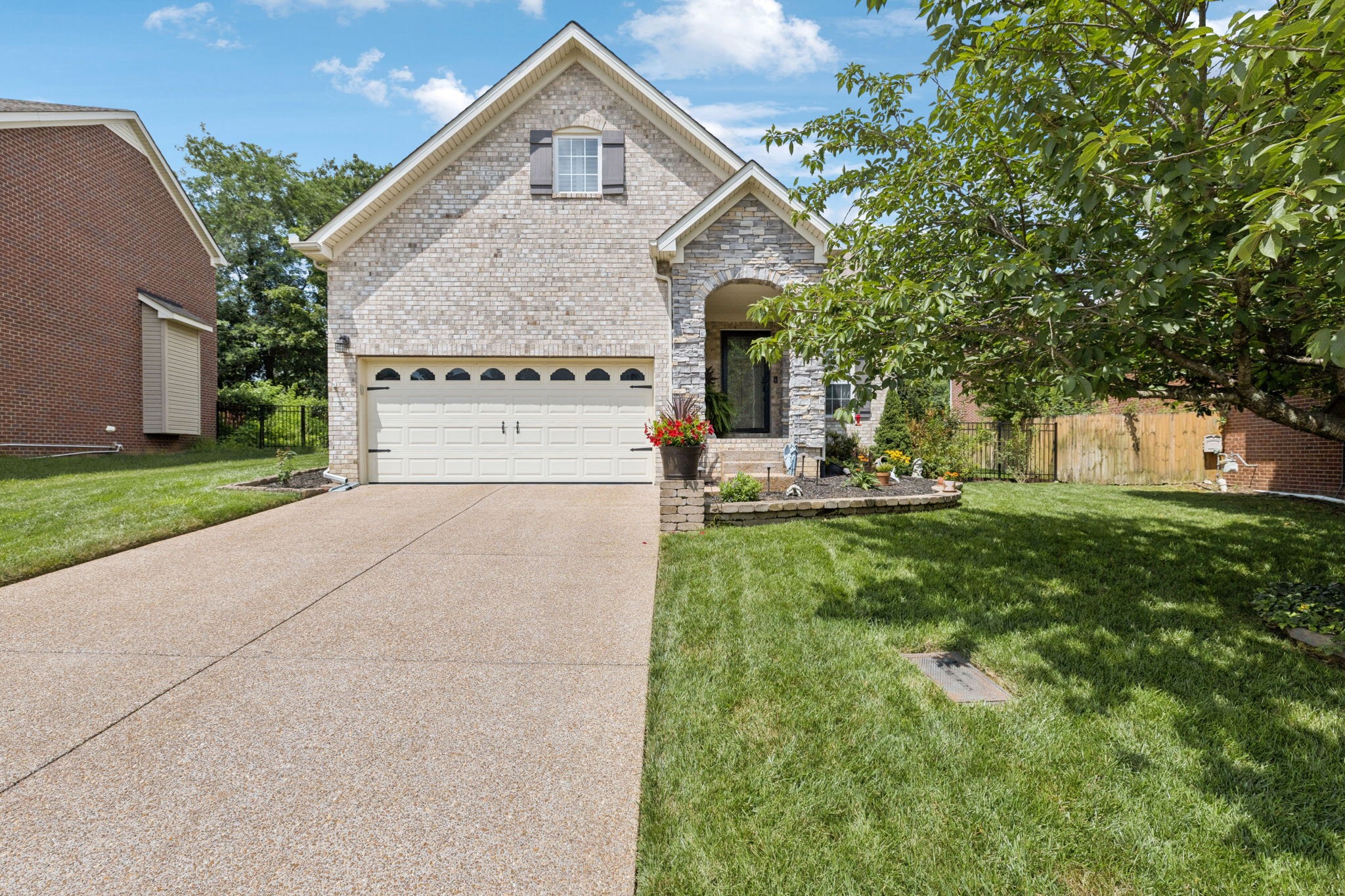 Homes for sale in Hermitage, TN | 2145 Christina Court, Hermitage, TN 37076 | MLS# 2931938