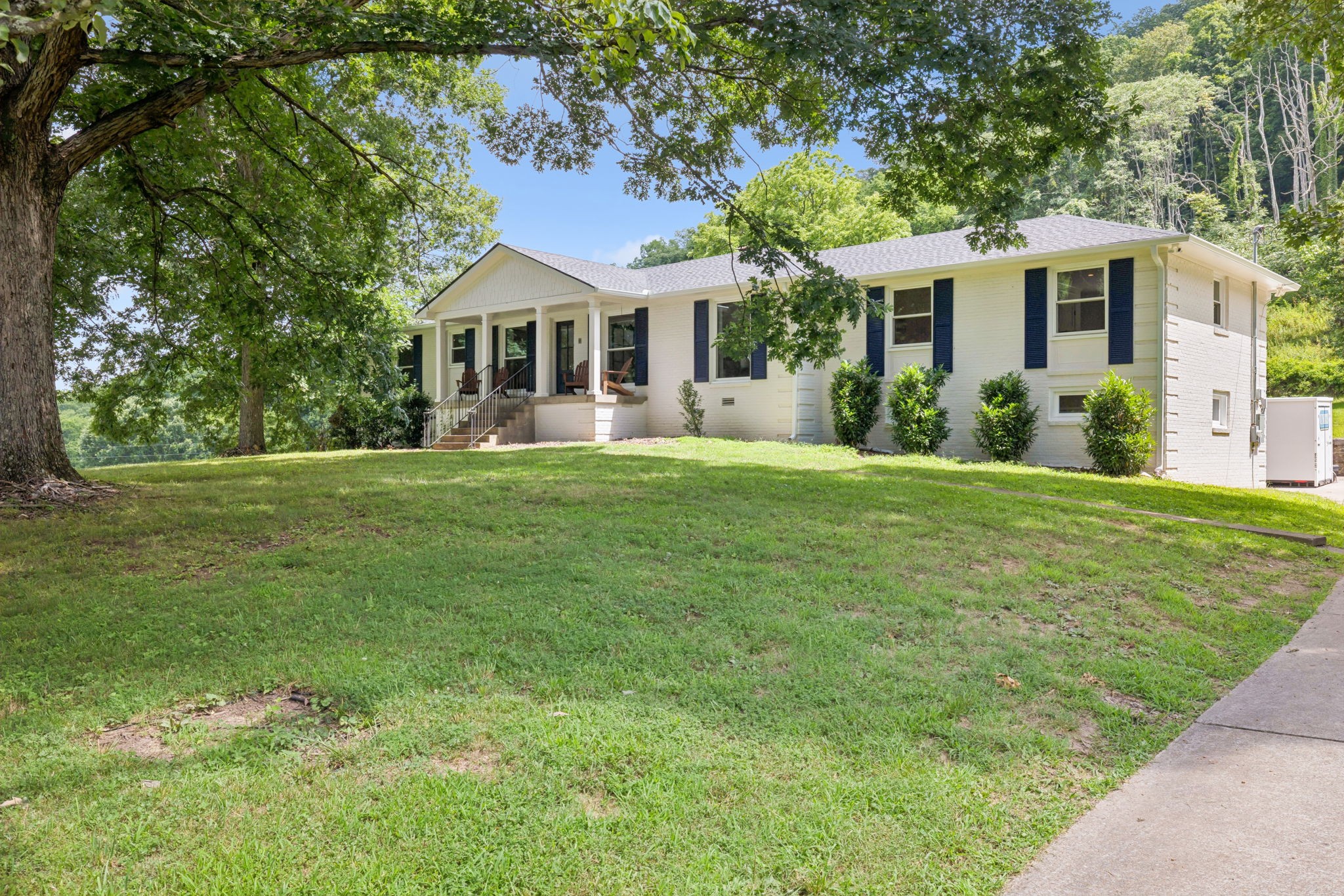 Homes for sale in Franklin, TN | 2354 N Berrys Chapel Rd, Franklin, TN 37069 | MLS# 2945905