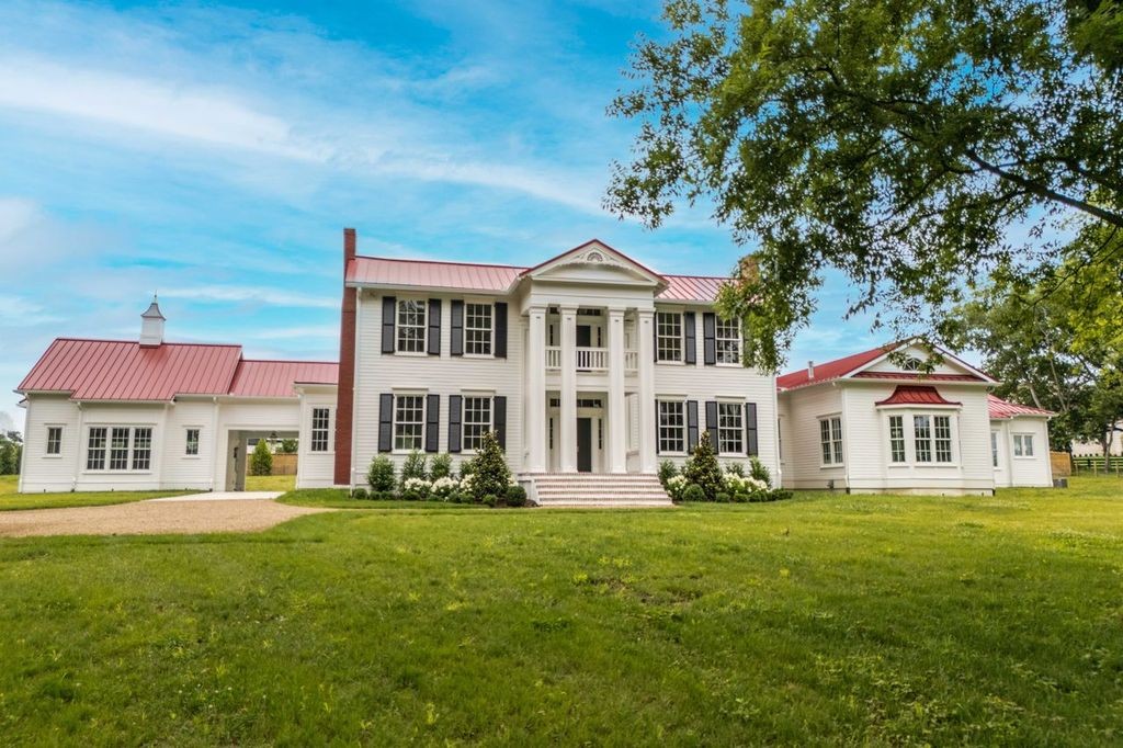 Homes for sale in Brentwood, TN | 8318 Moores Ln, Brentwood, TN 37027 | MLS# 2963155