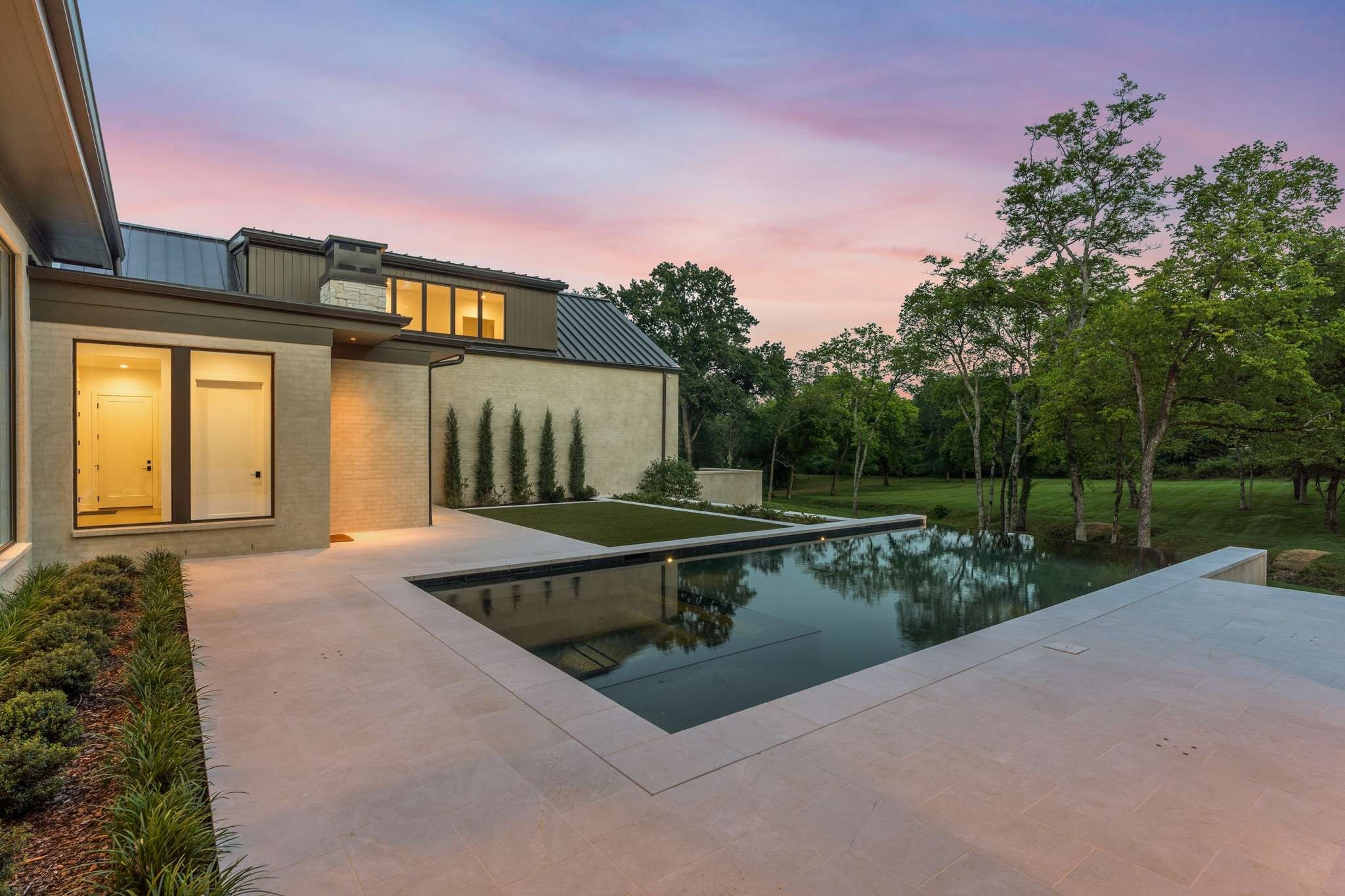 Homes for sale in Nashville, TN | 6315 East Valley Road, Nashville, TN 37205 | MLS# 2946360