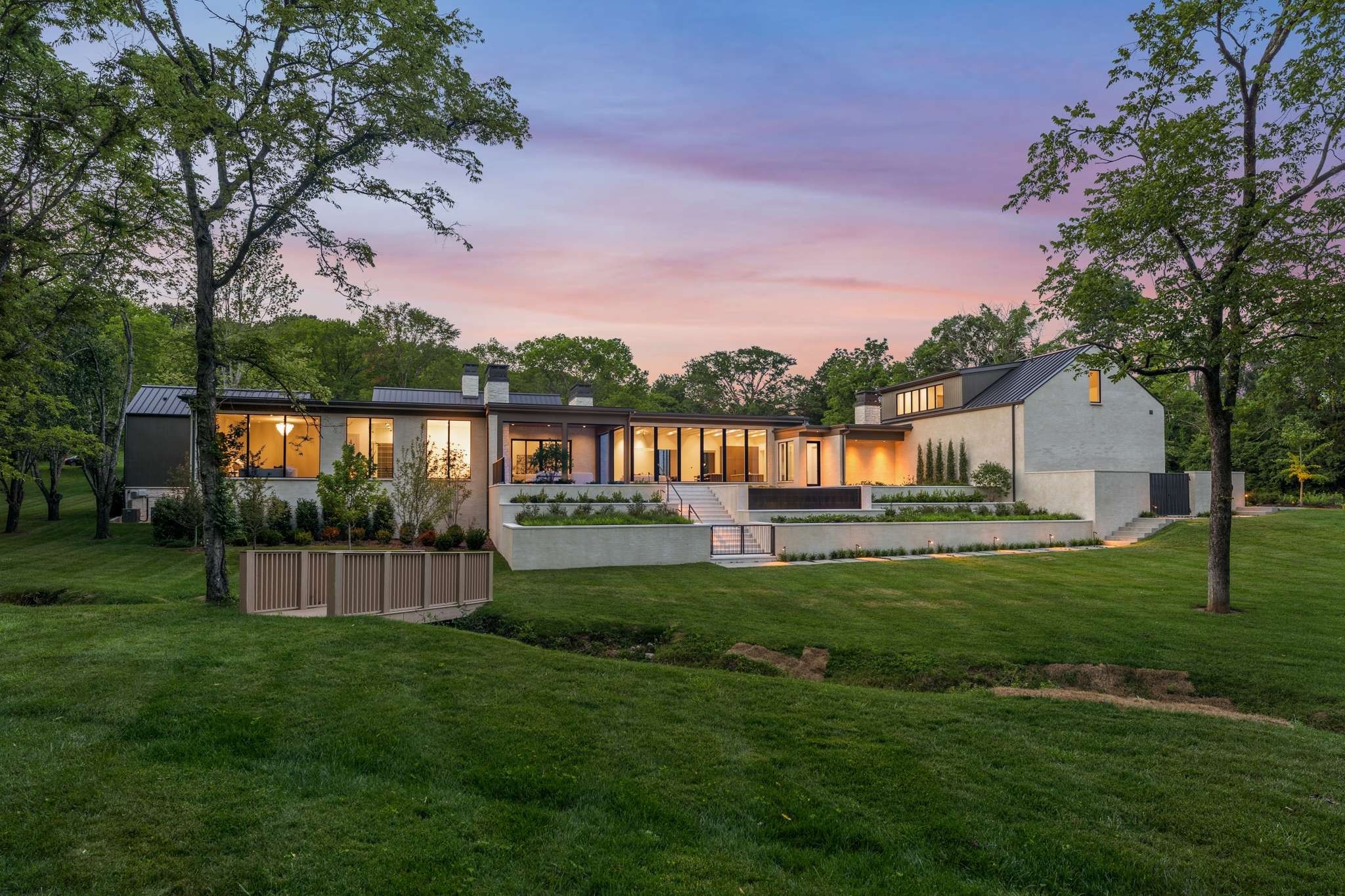 Homes for sale in Nashville, TN | 6315 East Valley Road, Nashville, TN 37205 | MLS# 2946360