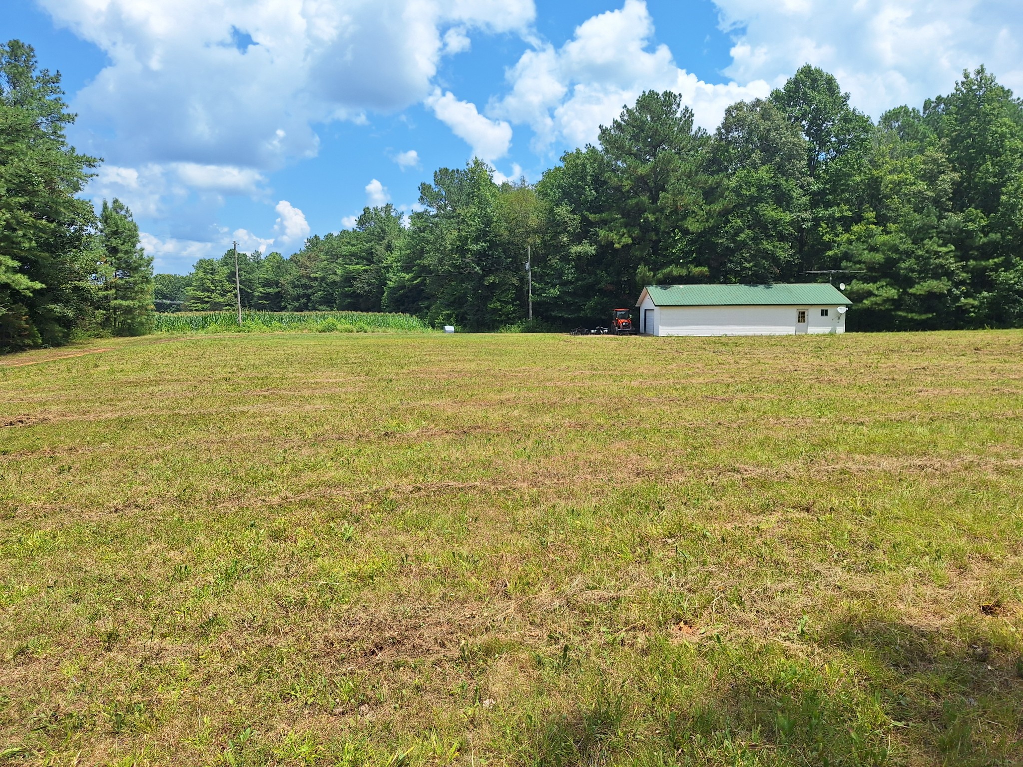 Homes for sale in Hollow Rock, TN | 470 Mcmackins Ln, Hollow Rock, TN 38342 | MLS# 2958244