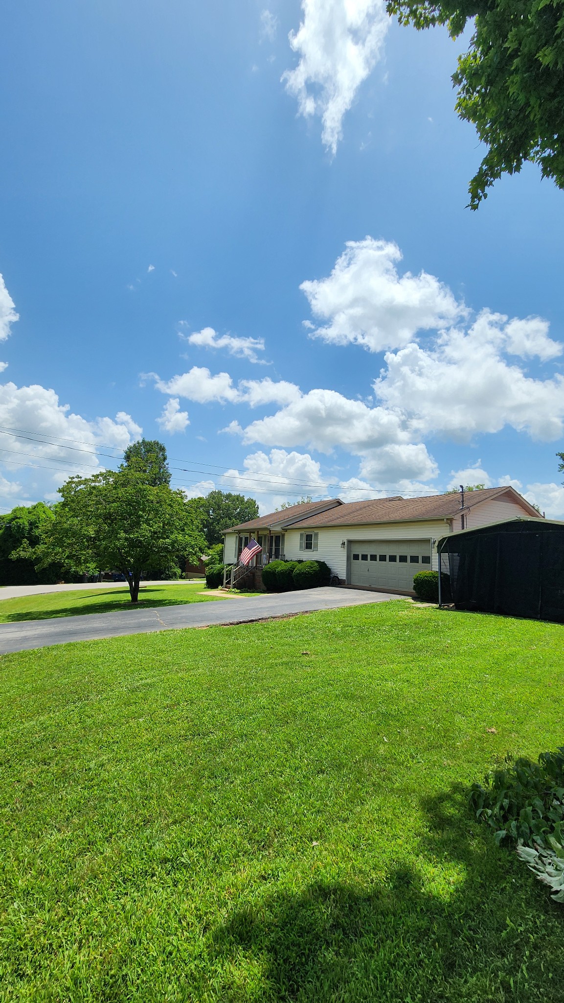 Homes for sale in Columbia, TN | 5009 Brookside Dr, Columbia, TN 38401 | MLS# 2958240