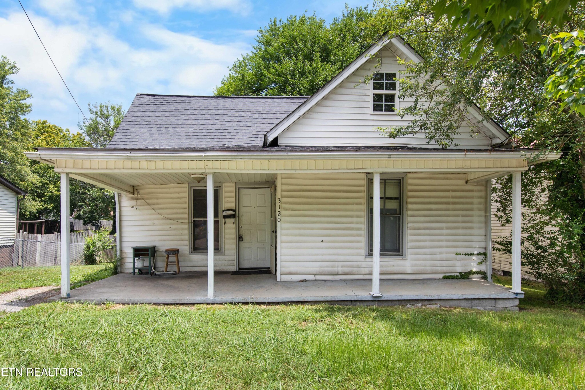 Homes for sale in Knoxville, TN | 3120 Galbraith St, Knoxville, TN 37921 | MLS# 2978693