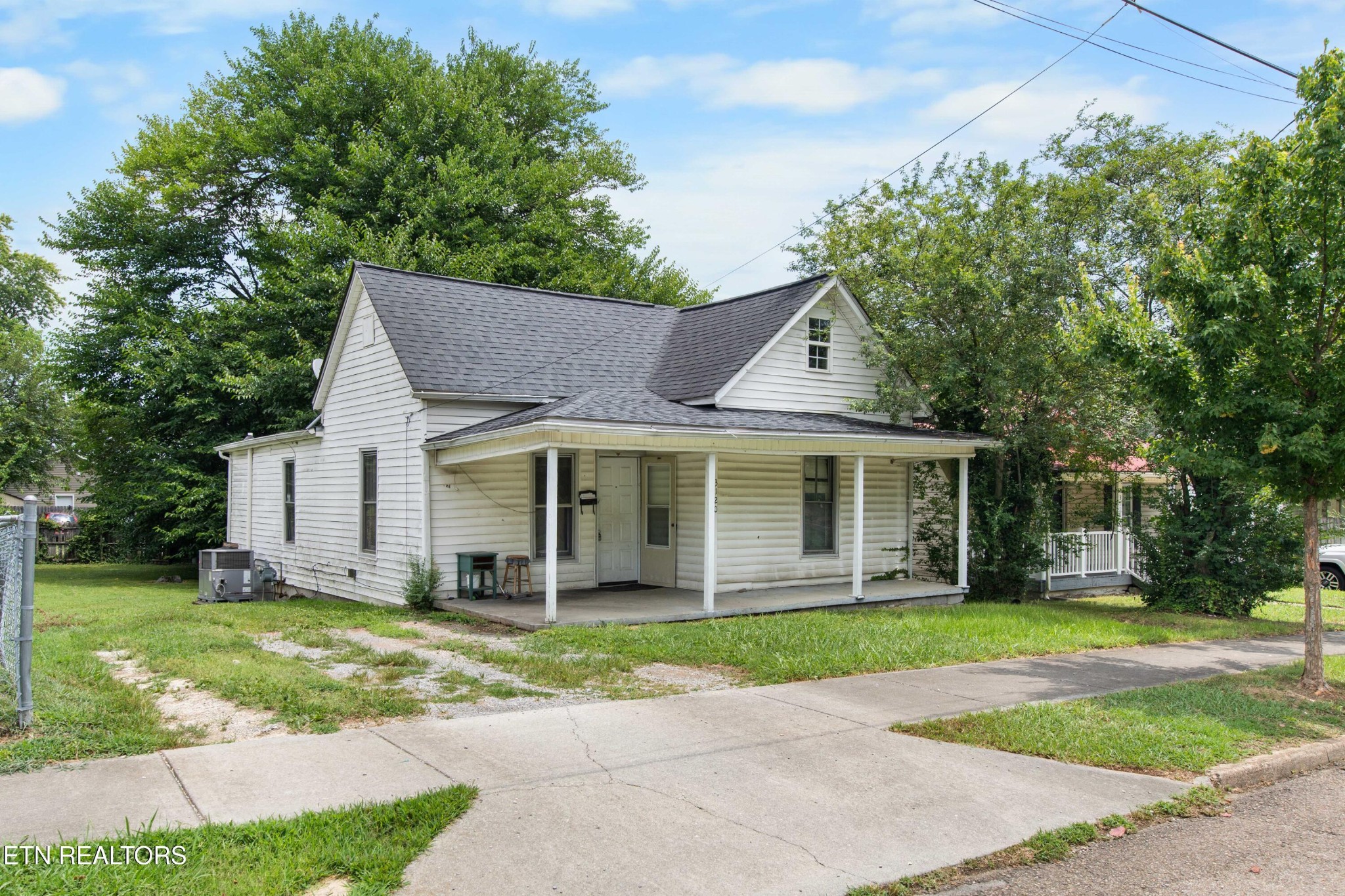 Homes for sale in Knoxville, TN | 3120 Galbraith St, Knoxville, TN 37921 | MLS# 2978693