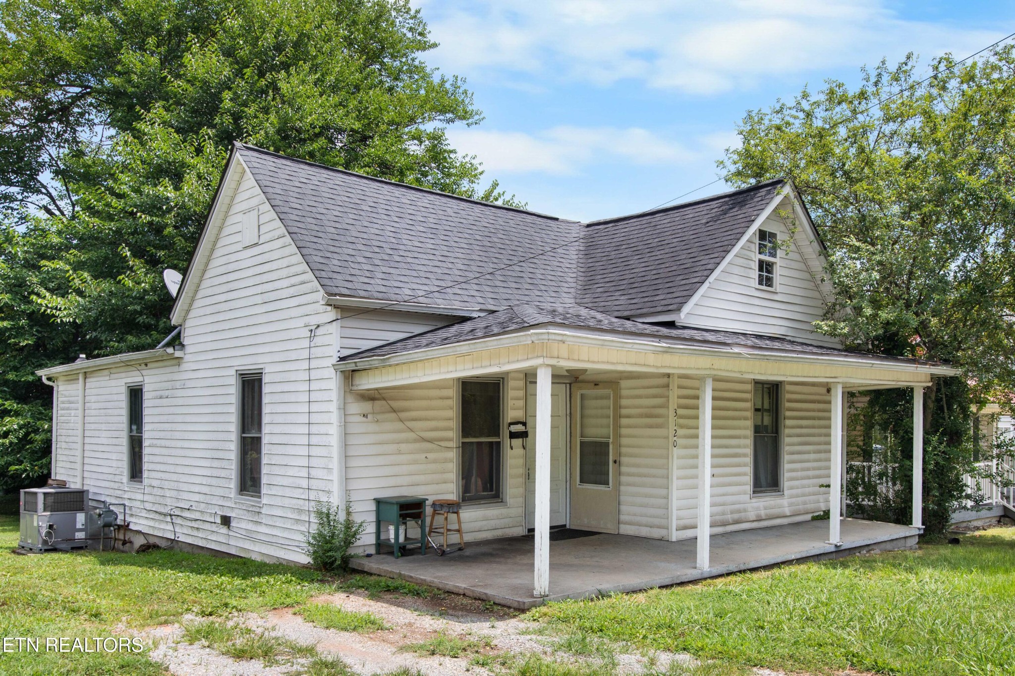 Homes for sale in Knoxville, TN | 3120 Galbraith St, Knoxville, TN 37921 | MLS# 2978693