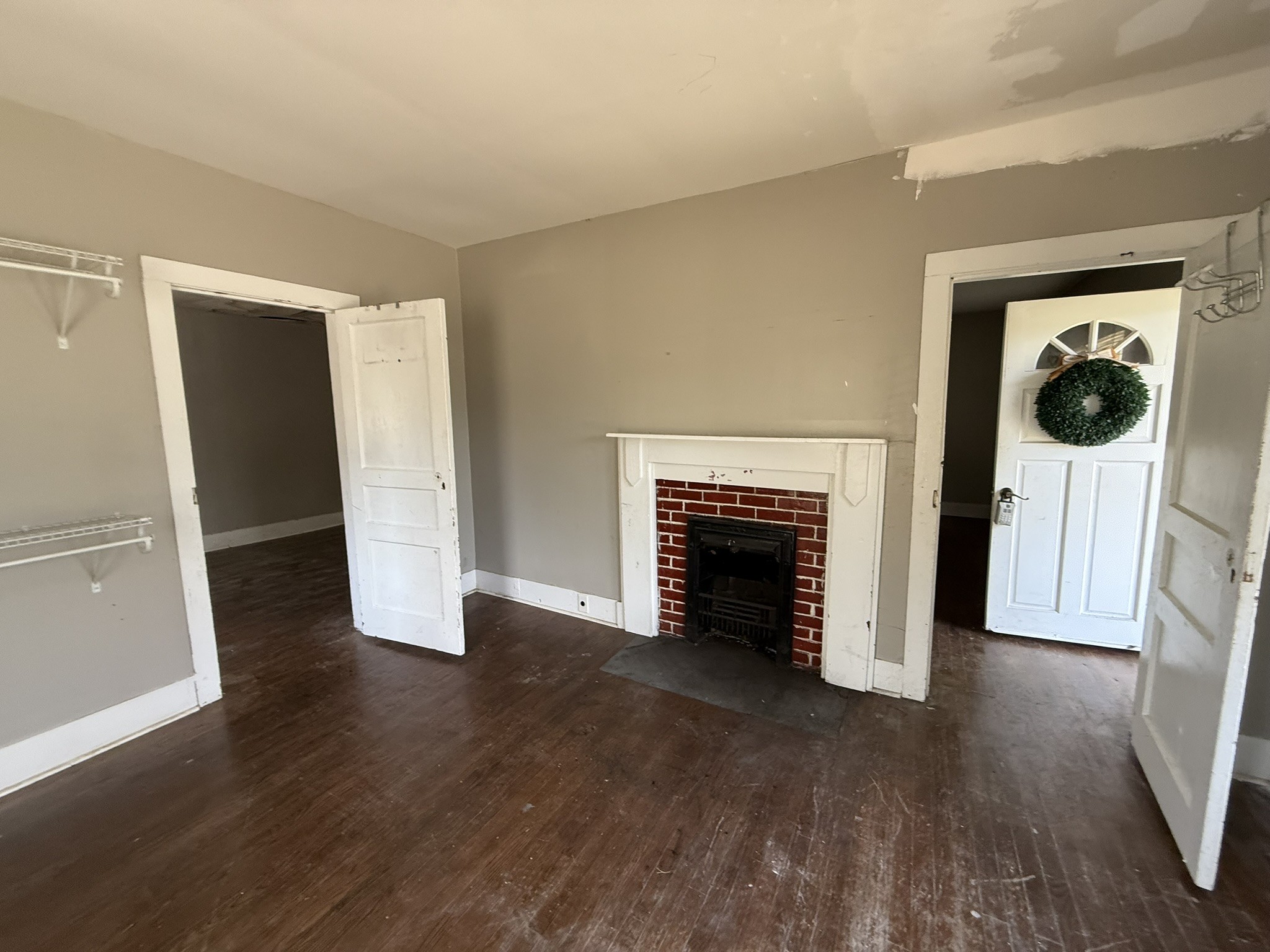 Homes for sale in Clarksville, TN | 1910 River Rd, Clarksville, TN 37040 | MLS# 2963980