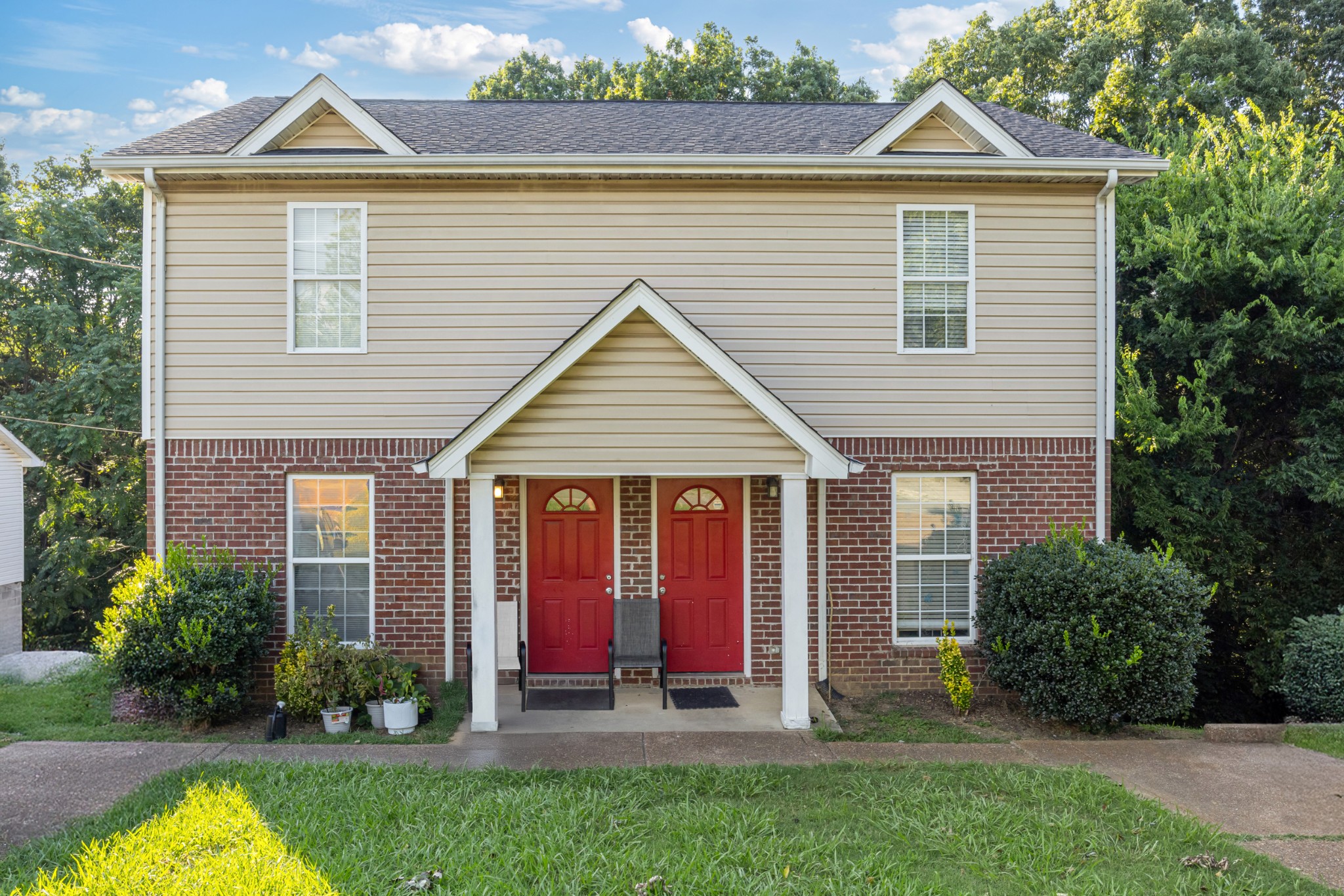 Homes for sale in Nashville, TN | 225 Cedarmont Cir, Nashville, TN 37211 | MLS# 2968256