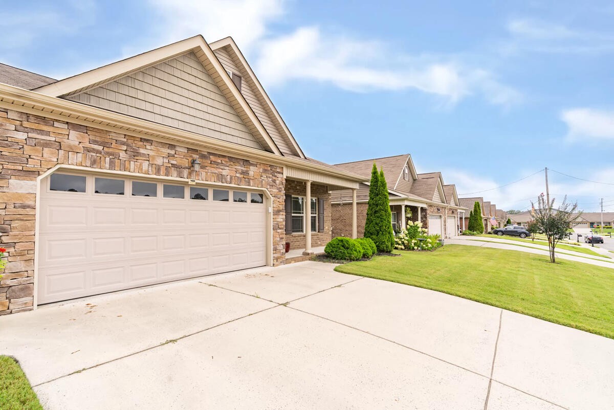 Homes for sale in Fort Oglethorpe, GA | 17 Southshore Dr, Fort Oglethorpe, GA 30742 | MLS# 3050881