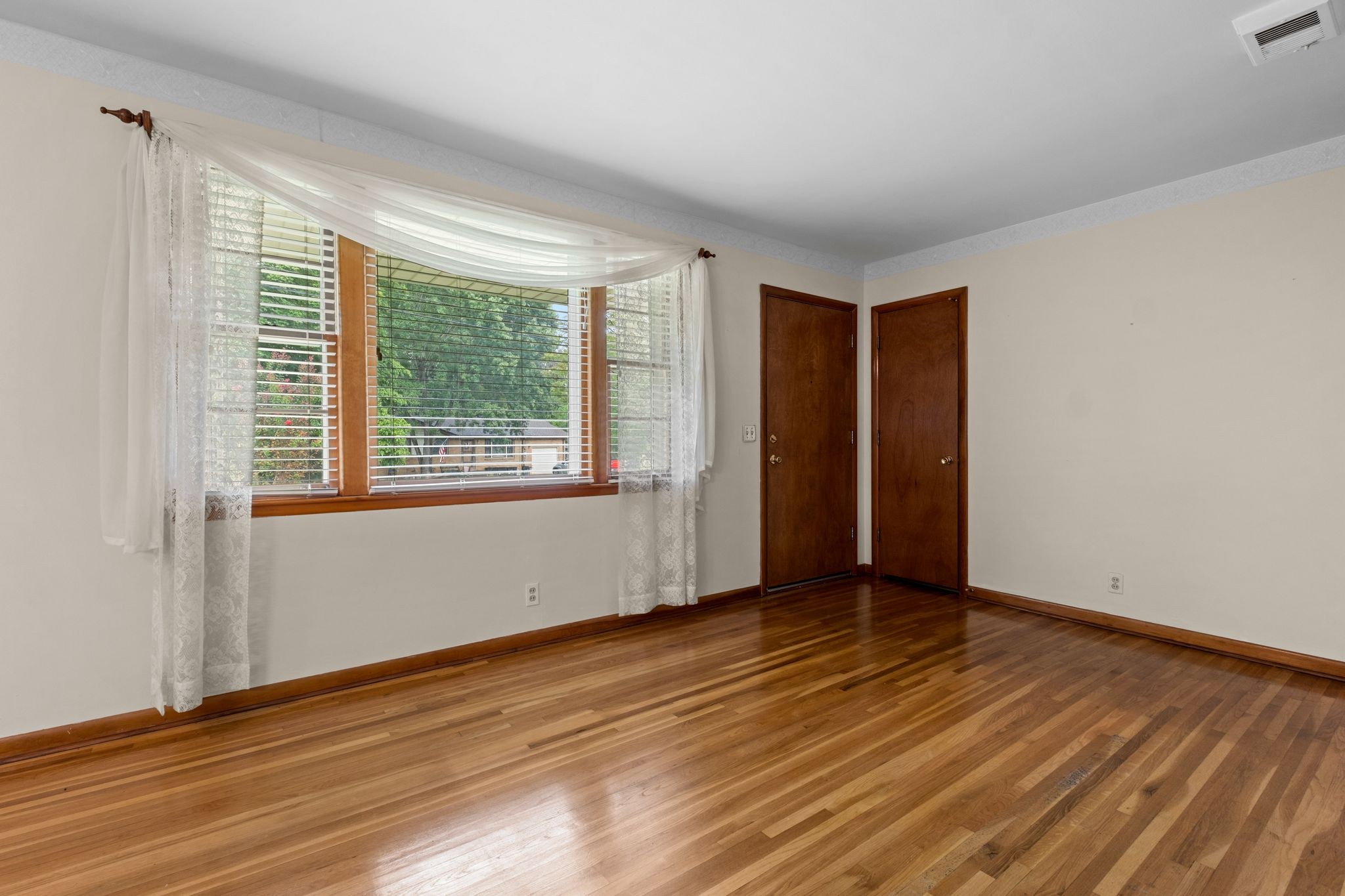 Homes for sale in Nashville, TN | 628 Truxton Ct, Nashville, TN 37214 | MLS# 2971038