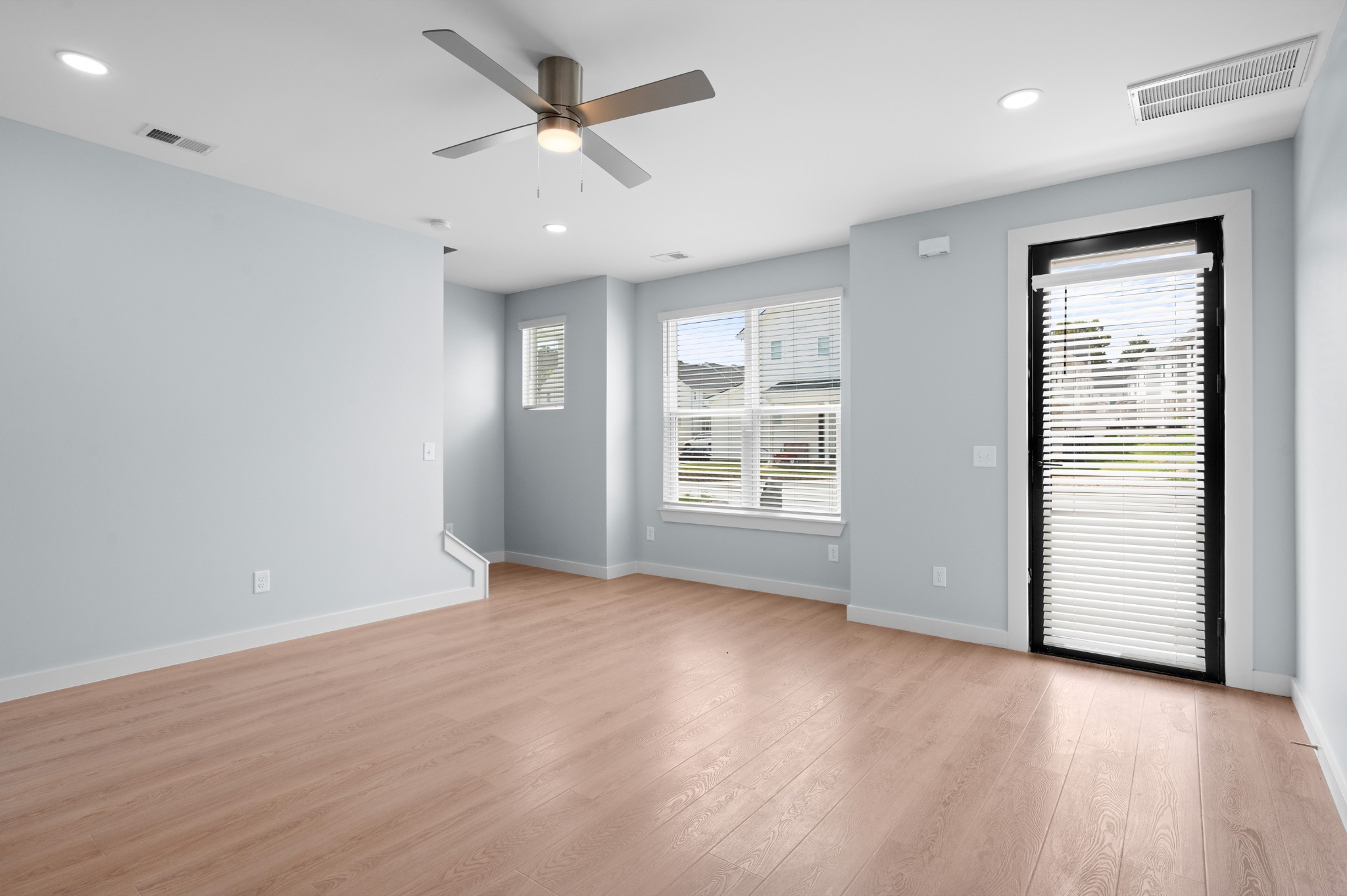 Homes for sale in Lebanon, TN | 402 Curtis Hilton Way, Lebanon, TN 37087 | MLS# 3146331