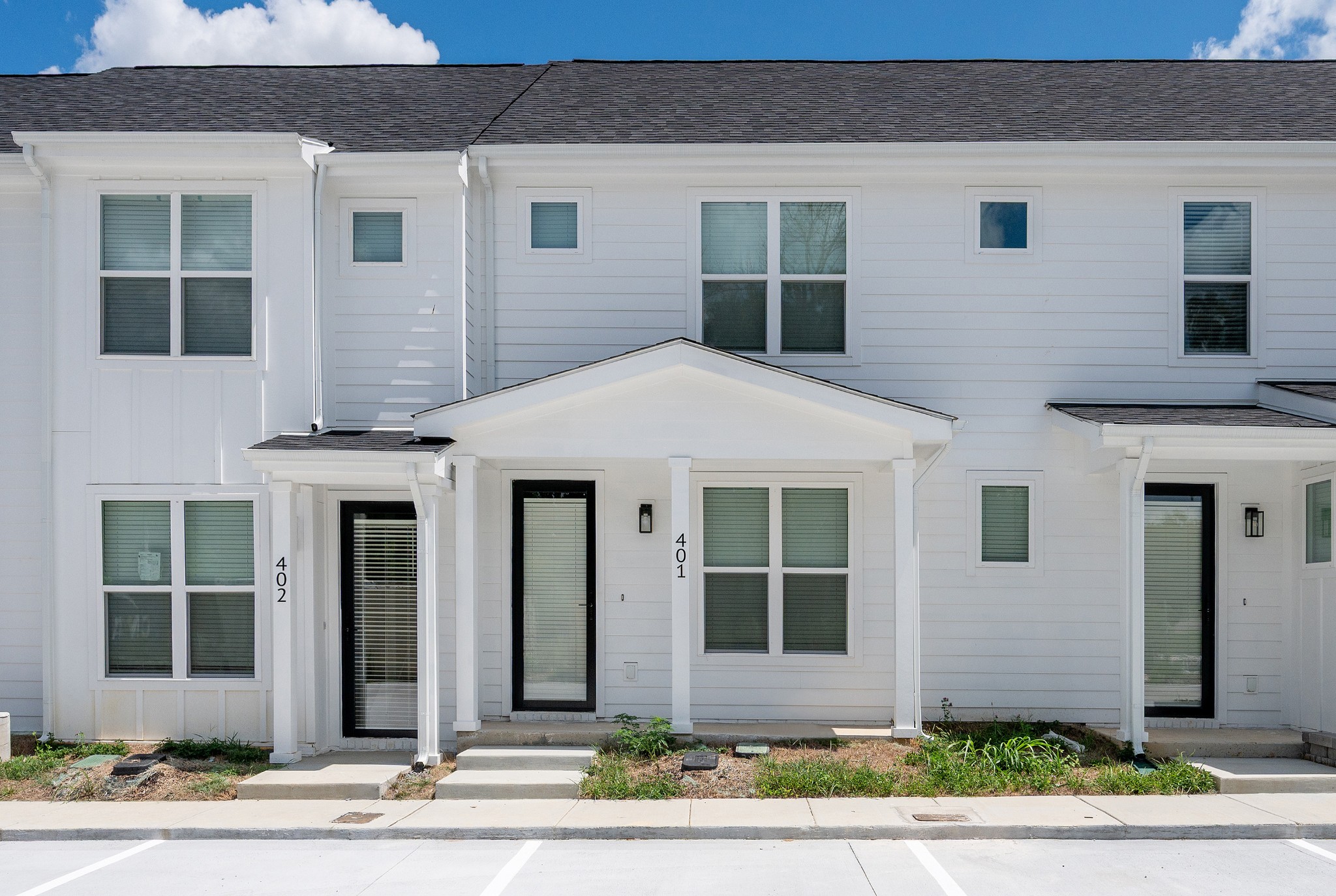 Homes for sale in Lebanon, TN | 401 Curtis Hilton Way, Lebanon, TN 37087 | MLS# 3146326