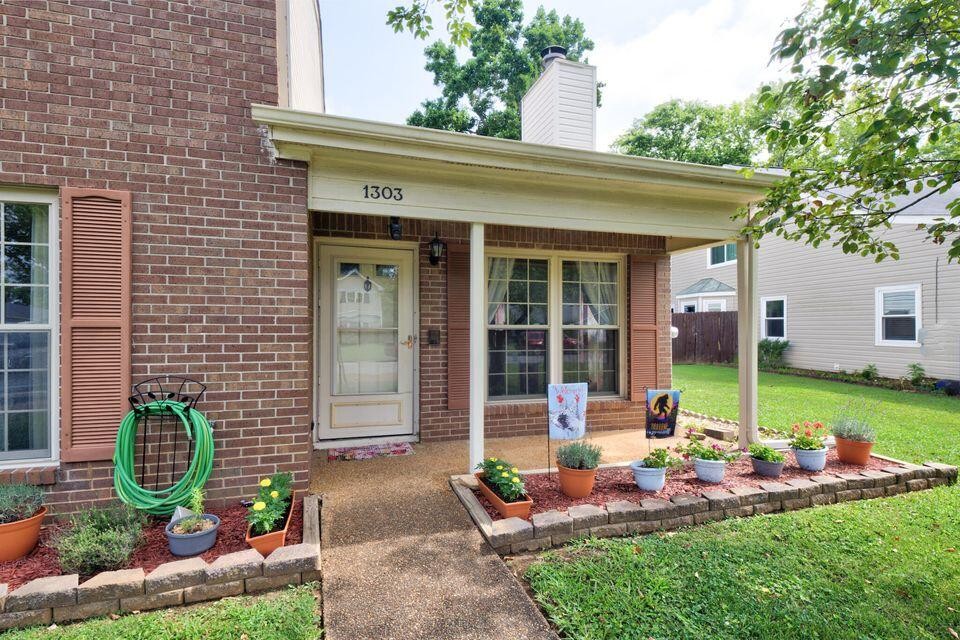 Homes for sale in Hixson, TN | 1303 Village Green Dr, Hixson, TN 37343 | MLS# 3057234