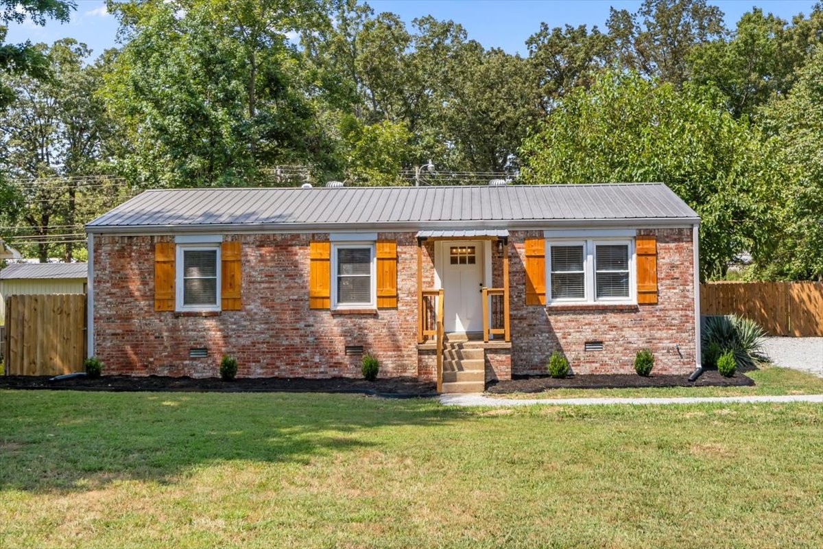 Homes for sale in New Johnsonville, TN | 481 Carman Ave, New Johnsonville, TN 37134 | MLS# 2978531