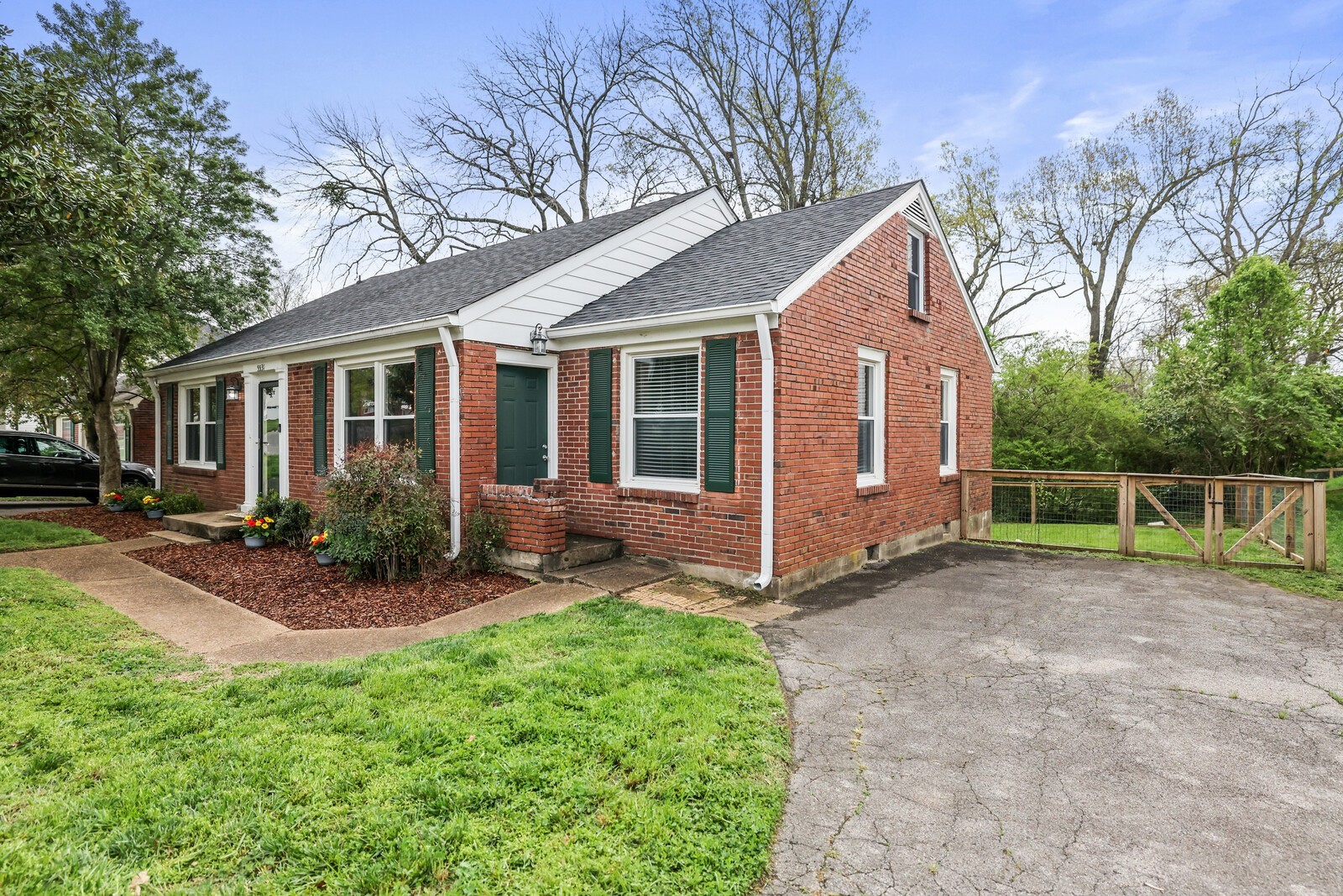 Homes for sale in Nashville, TN | 5531 Knob Rd, Nashville, TN 37209 | MLS# 2981078