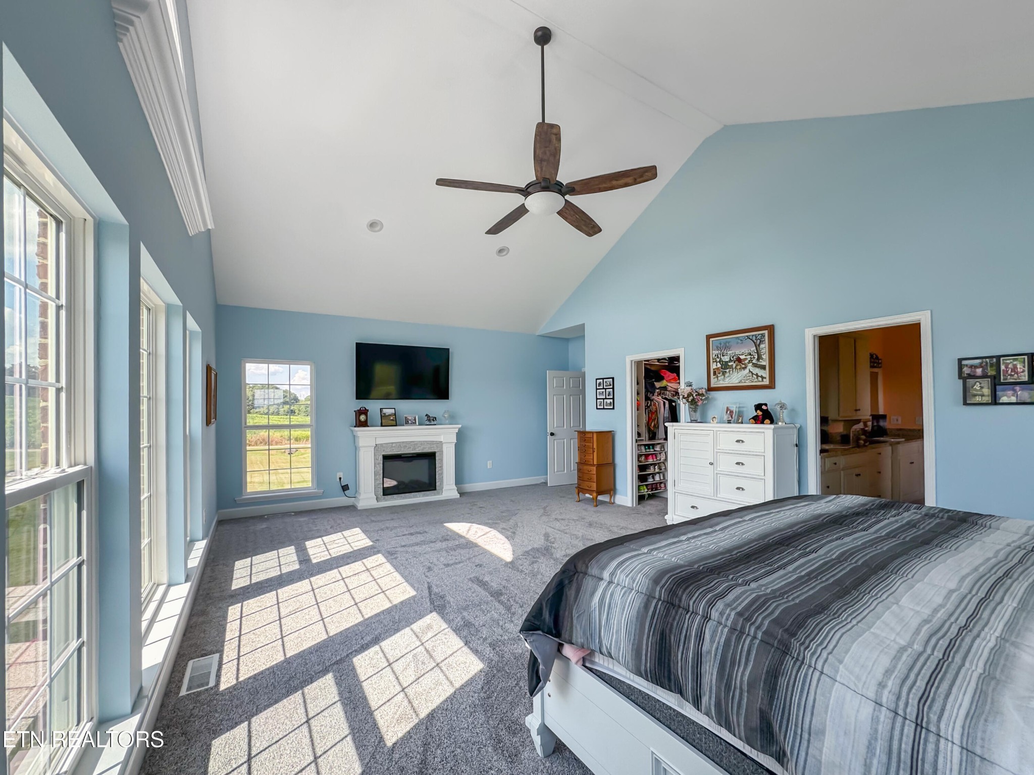 Homes for sale in Sweetwater, TN | 411 Robbins St, Sweetwater, TN 37874 | MLS# 3052185