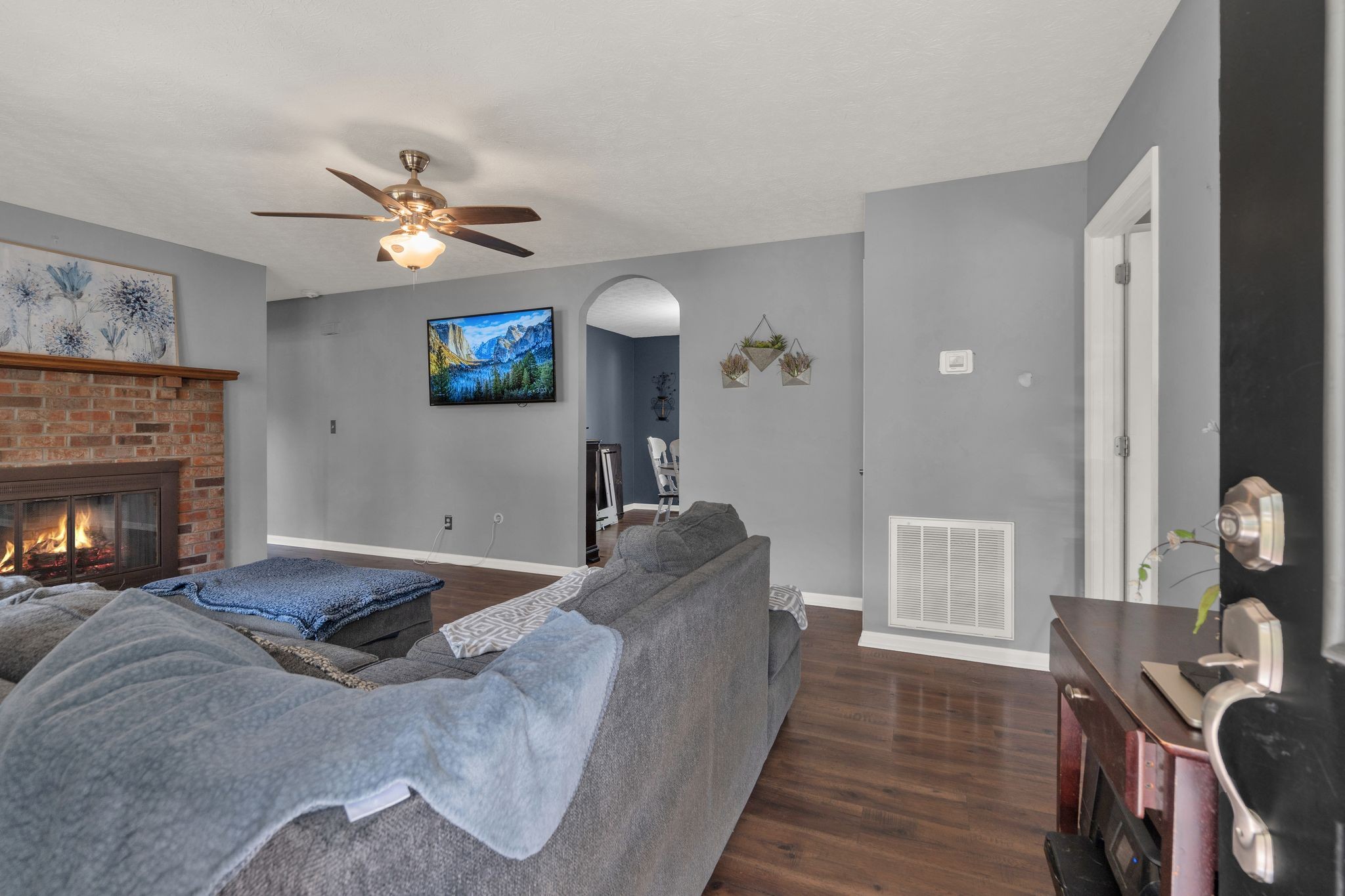 Homes for sale in Springfield, TN | 3505 Curtiswood Ln E, Springfield, TN 37172 | MLS# 2992440