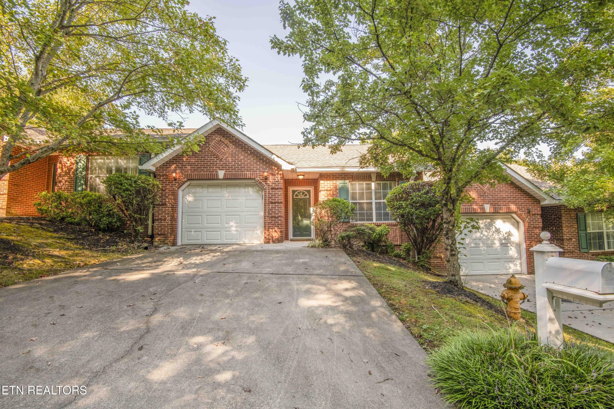 Homes for sale in Knoxville, TN | 1315 Lucy Way #7, Knoxville, TN 37912 | MLS# 3045888