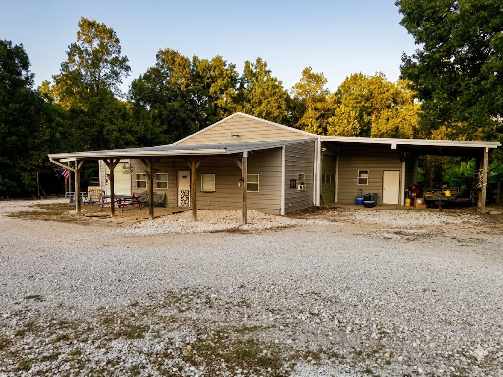 Homes for sale in Paris, TN | 1870 N Market St, Paris, TN 38242 | MLS# 3000037