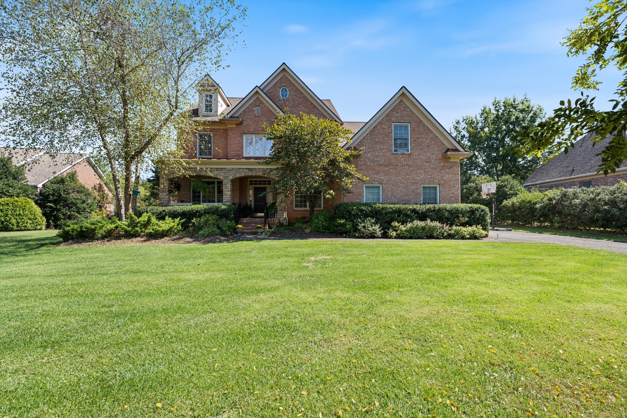 Homes for sale in Brentwood, TN | 1740 Forsyth Park Dr, Brentwood, TN 37027 | MLS# 3002366