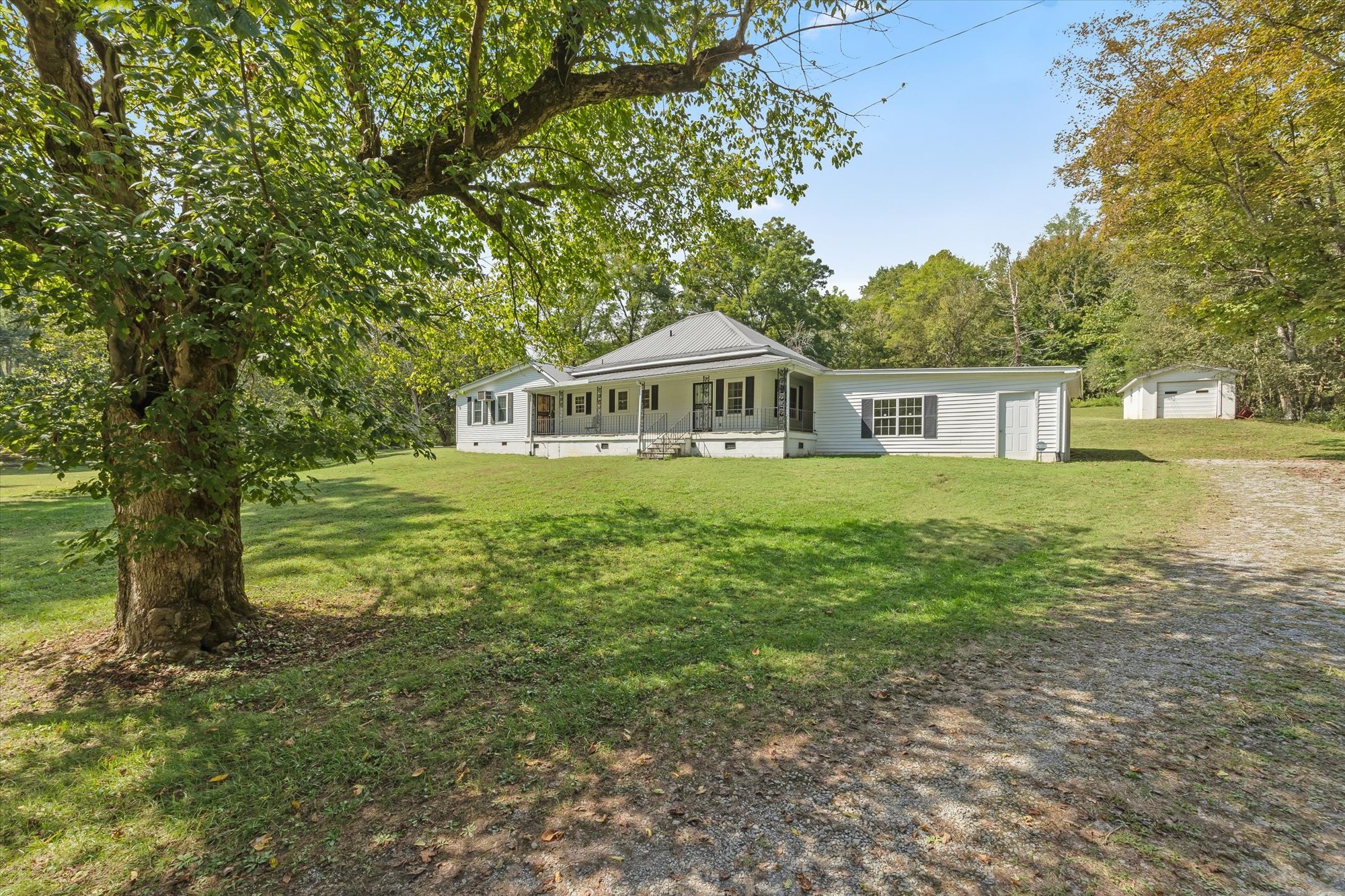 Homes for sale in Gainesboro, TN | 121 Bill Dudney Ln, Gainesboro, TN 38562 | MLS# 3002967